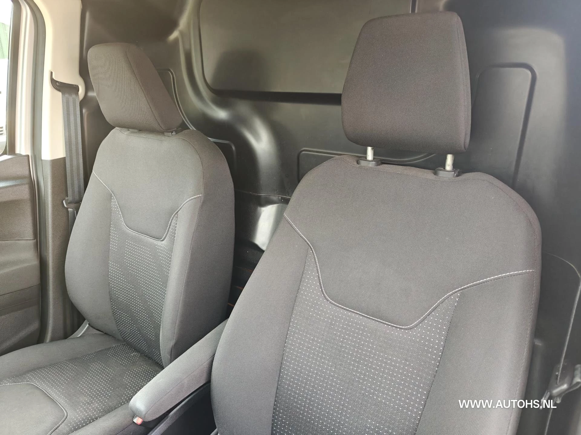 Hoofdafbeelding Ford Transit Courier