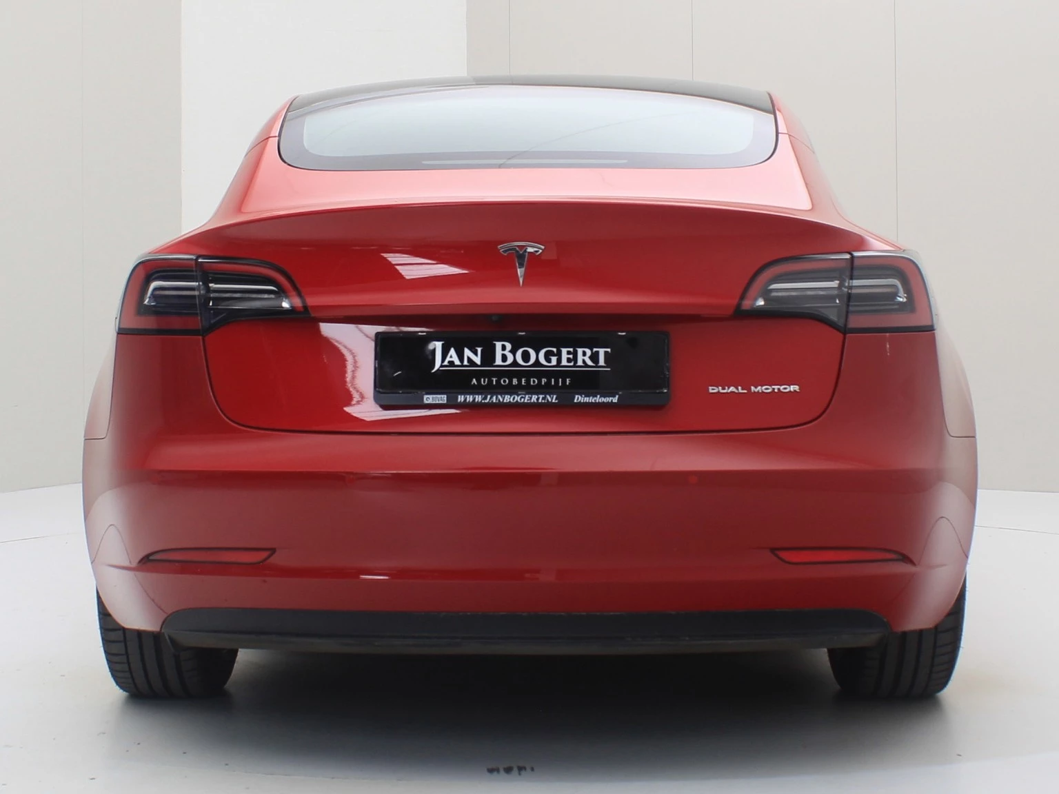 Hoofdafbeelding Tesla Model 3