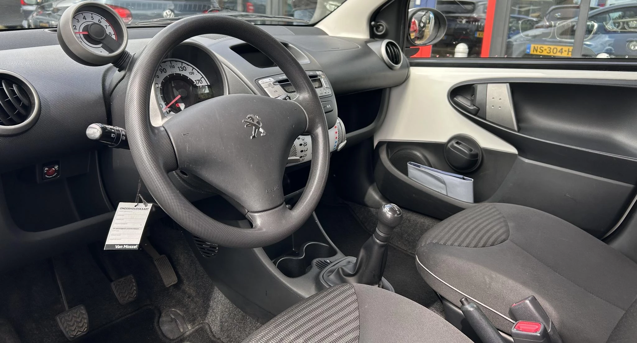 Hoofdafbeelding Peugeot 107