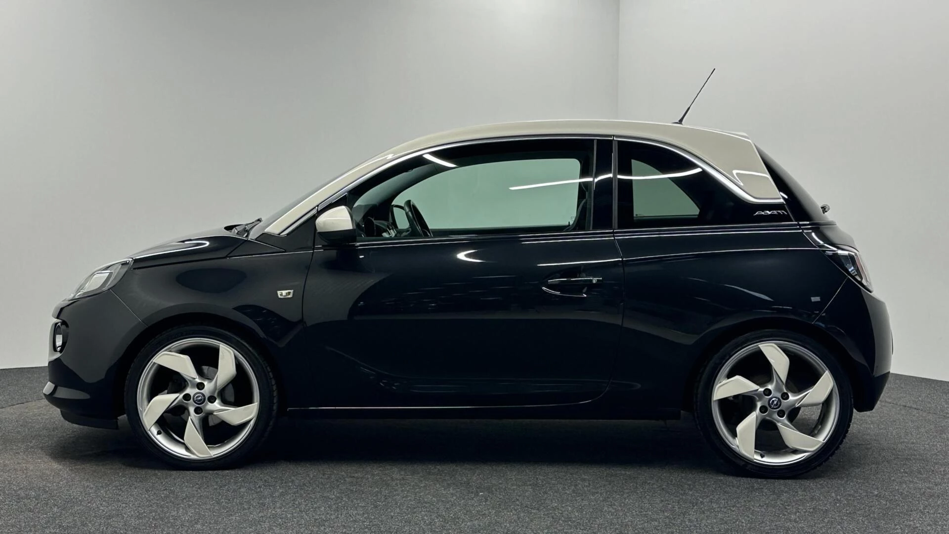 Hoofdafbeelding Opel ADAM