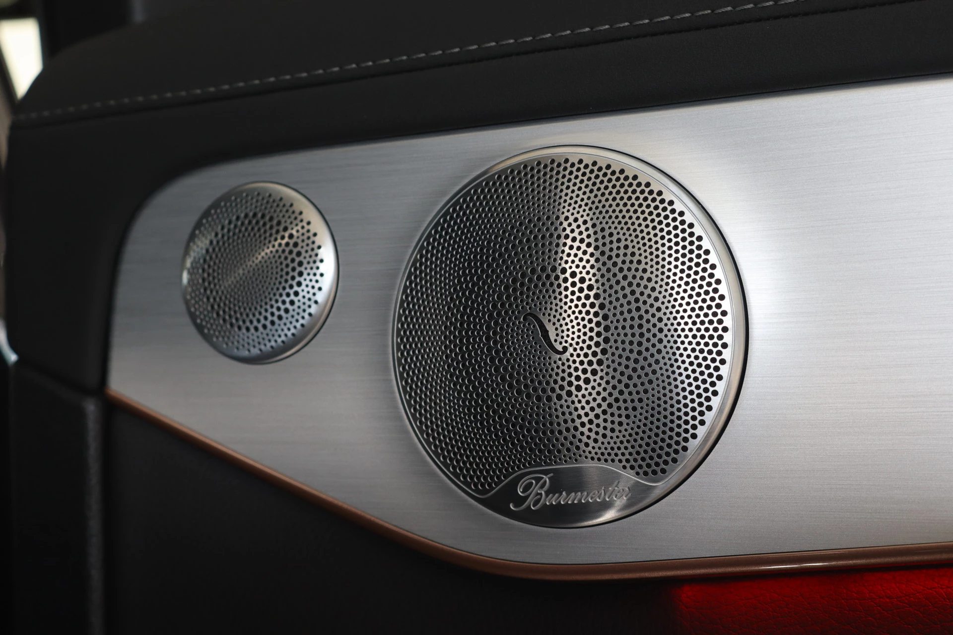 Hoofdafbeelding Mercedes-Benz EQC