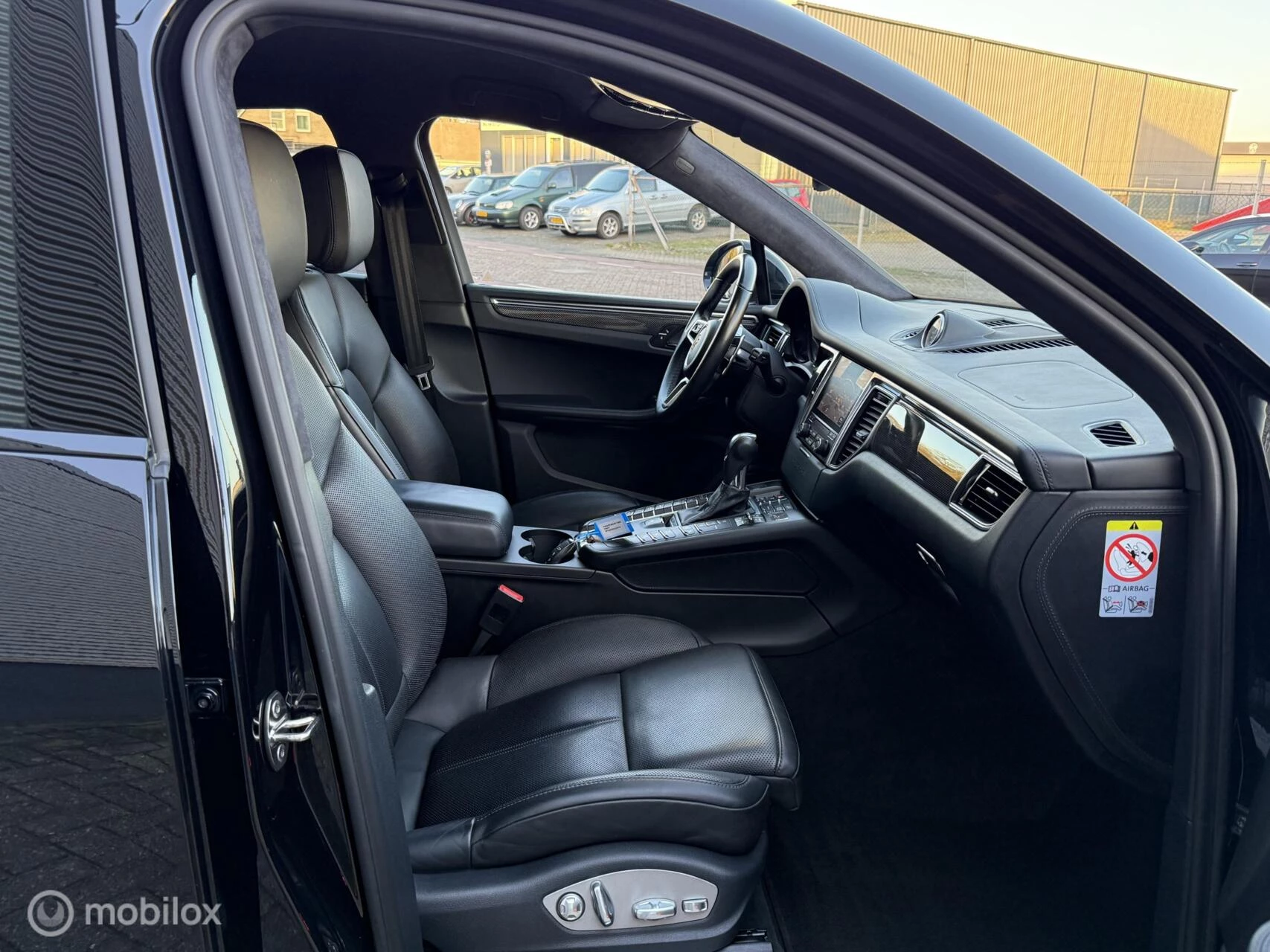 Hoofdafbeelding Porsche Macan