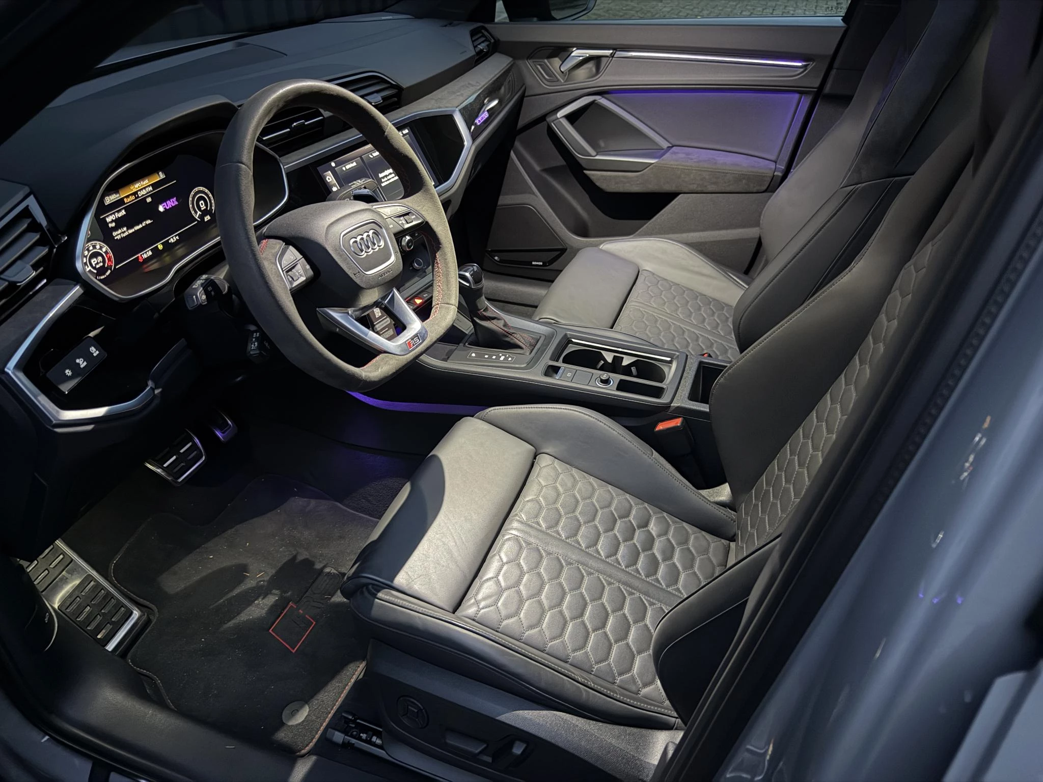 Hoofdafbeelding Audi RSQ3