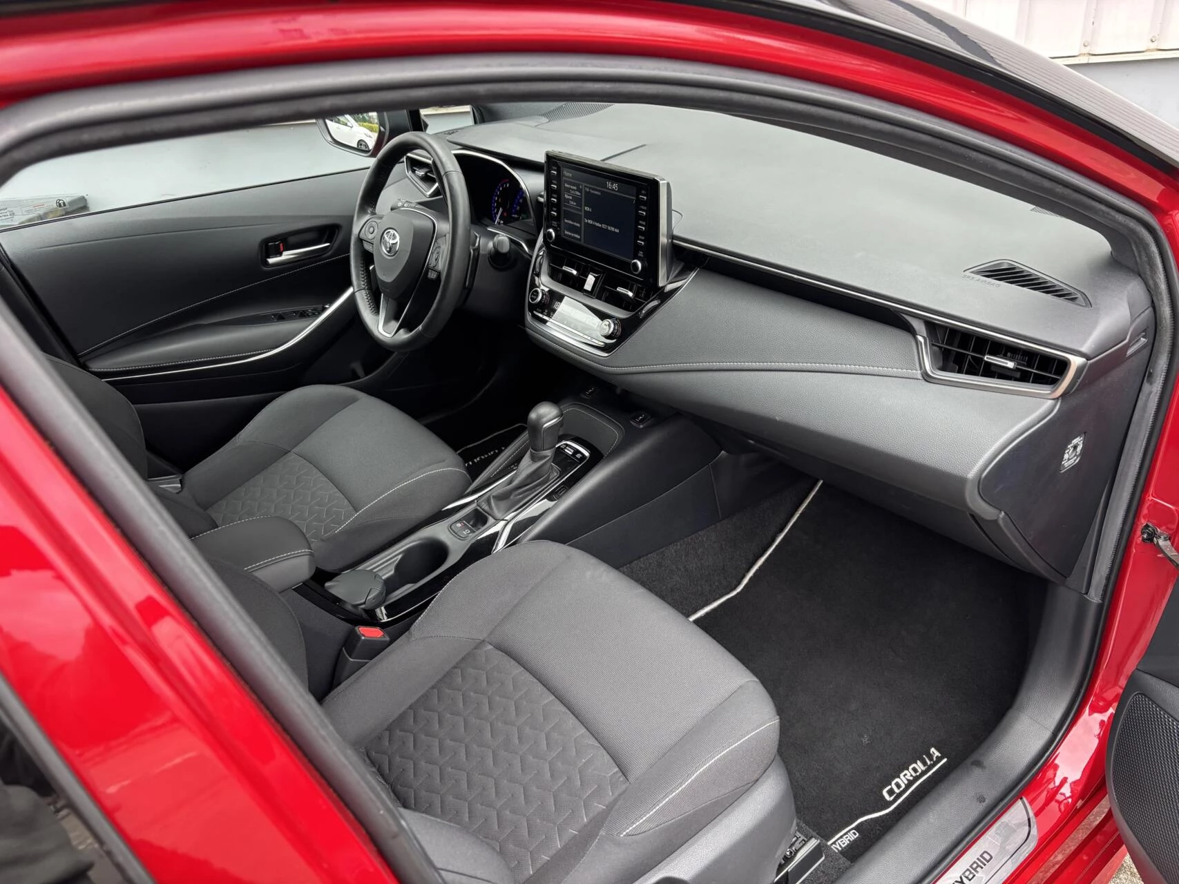 Hoofdafbeelding Toyota Corolla