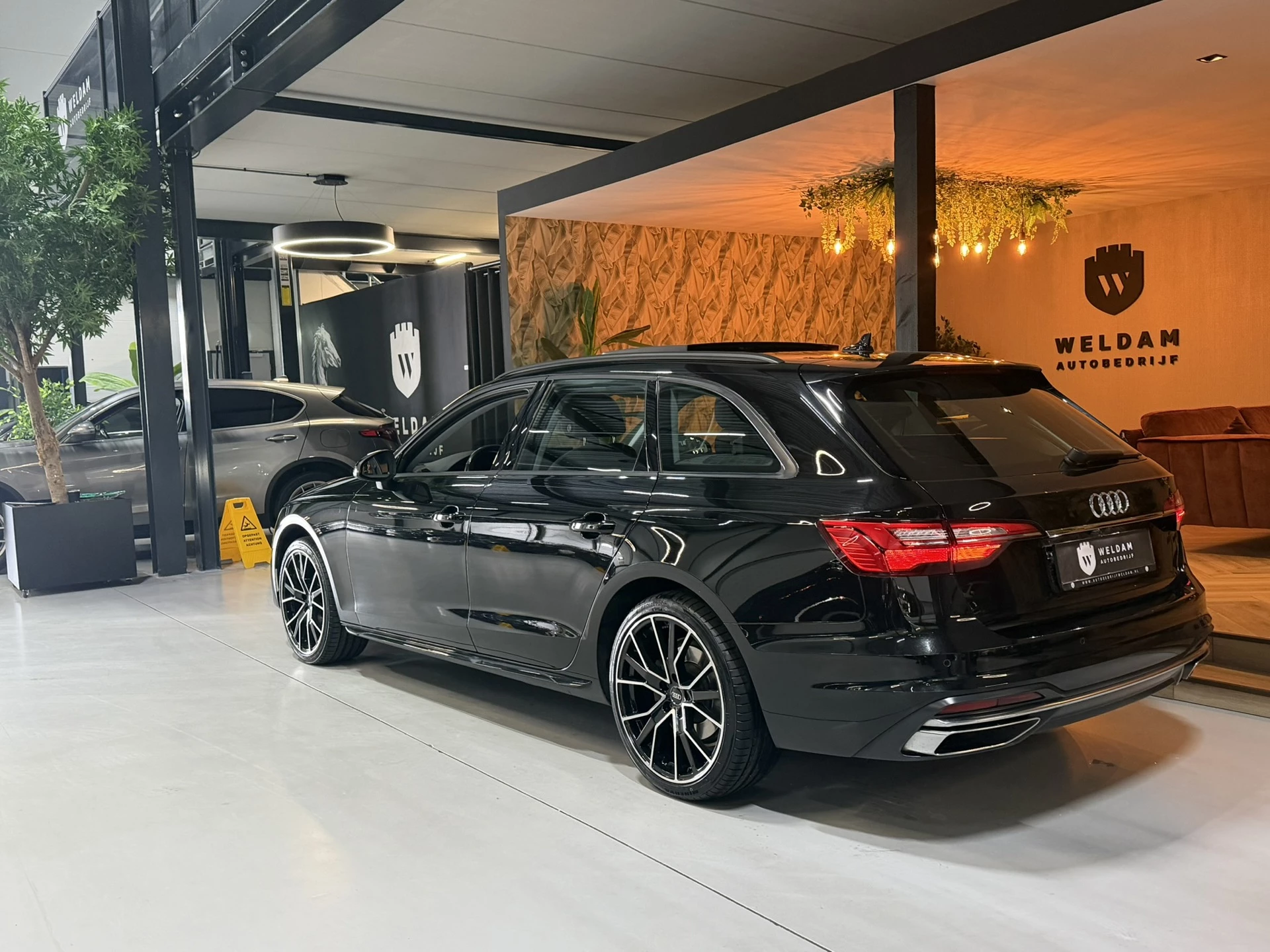 Hoofdafbeelding Audi A4