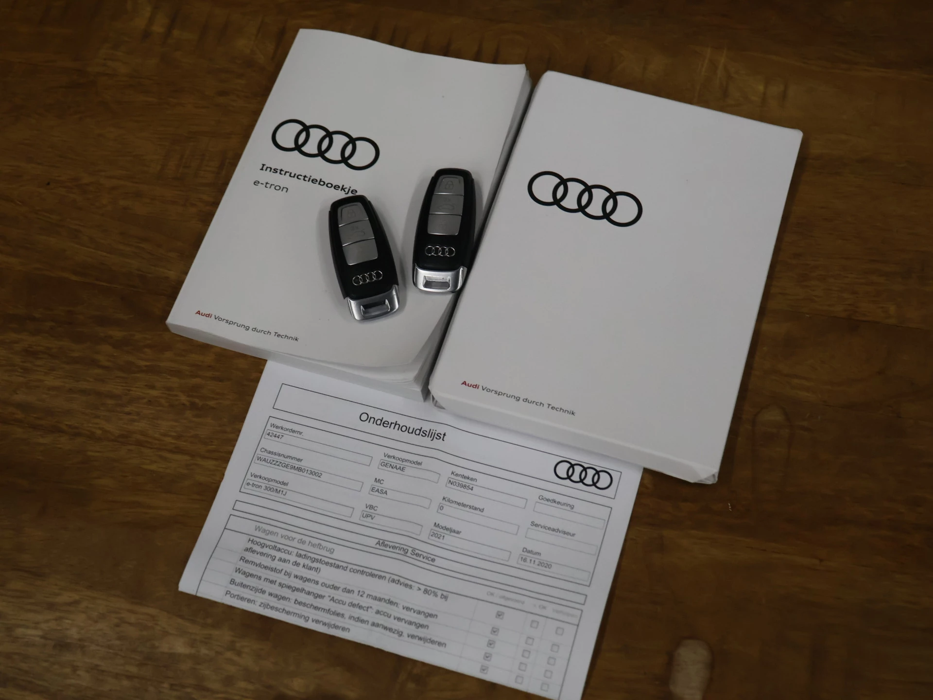 Hoofdafbeelding Audi e-tron