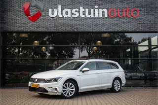 Volkswagen Passat Variant 1.4 TSI GTE Trekhaak, Panoramadak, Comfortstoelen, Stoelverwarming