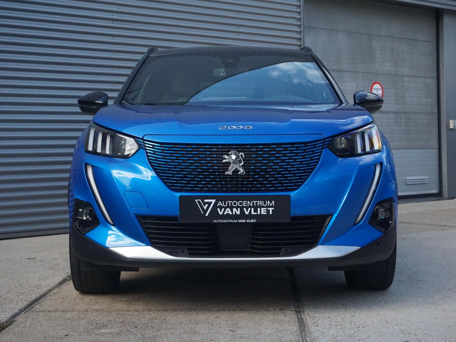 Hoofdafbeelding Peugeot e-2008