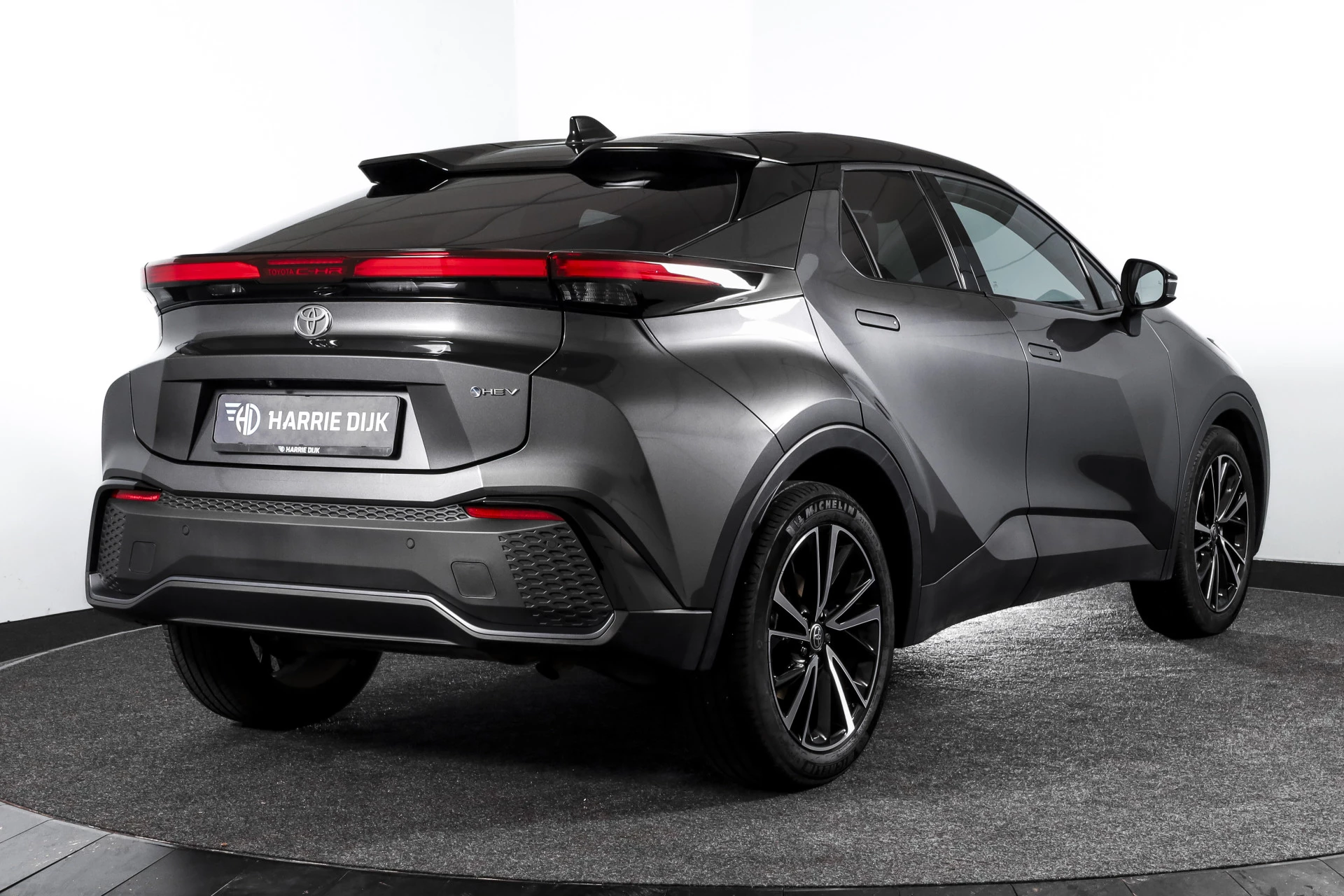 Hoofdafbeelding Toyota C-HR