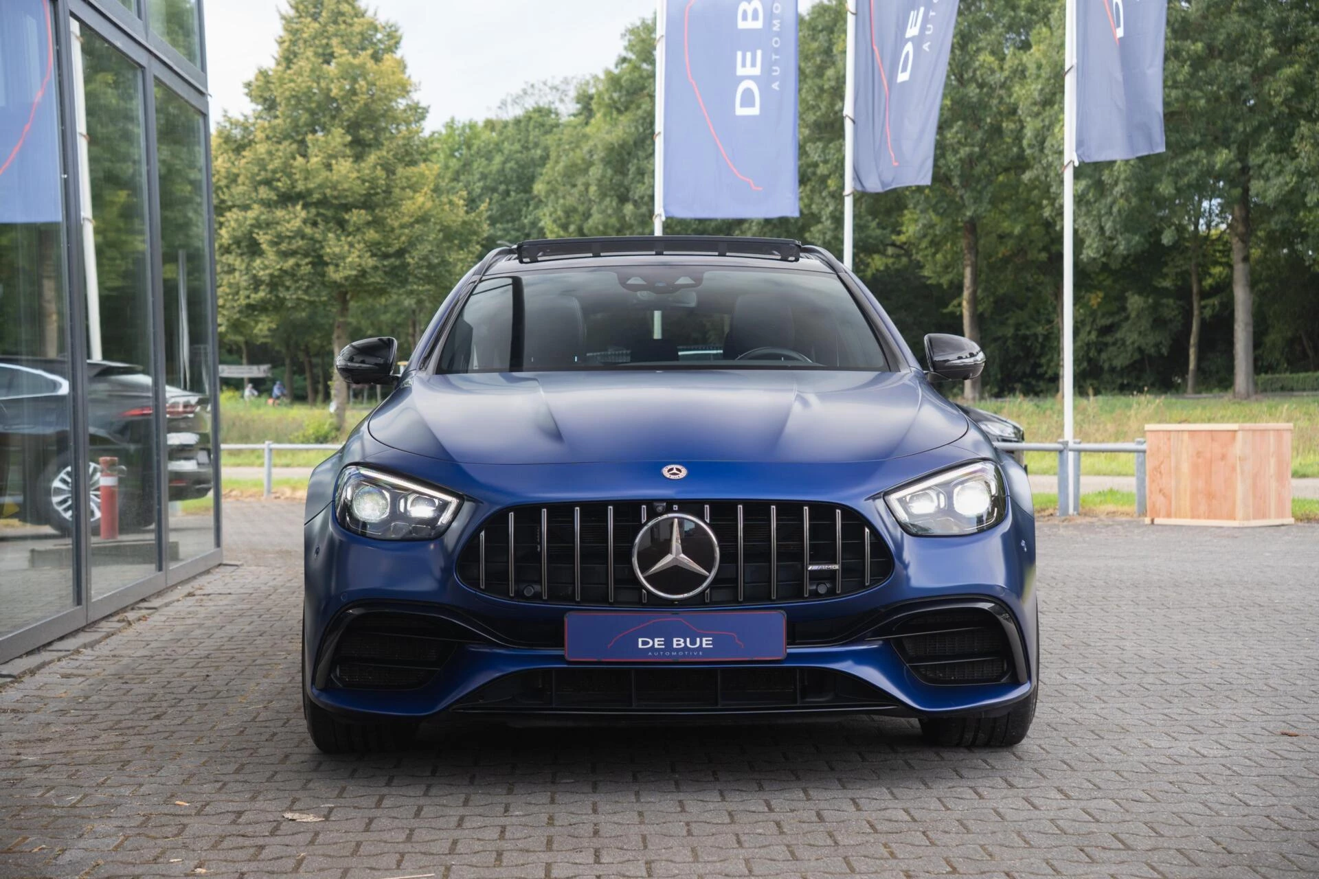 Hoofdafbeelding Mercedes-Benz E-Klasse