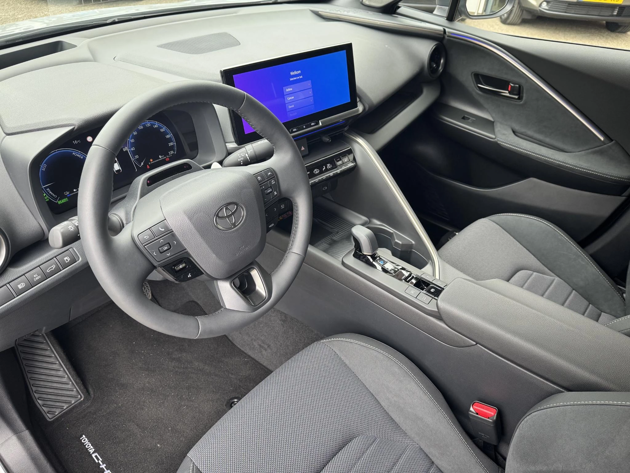 Hoofdafbeelding Toyota C-HR