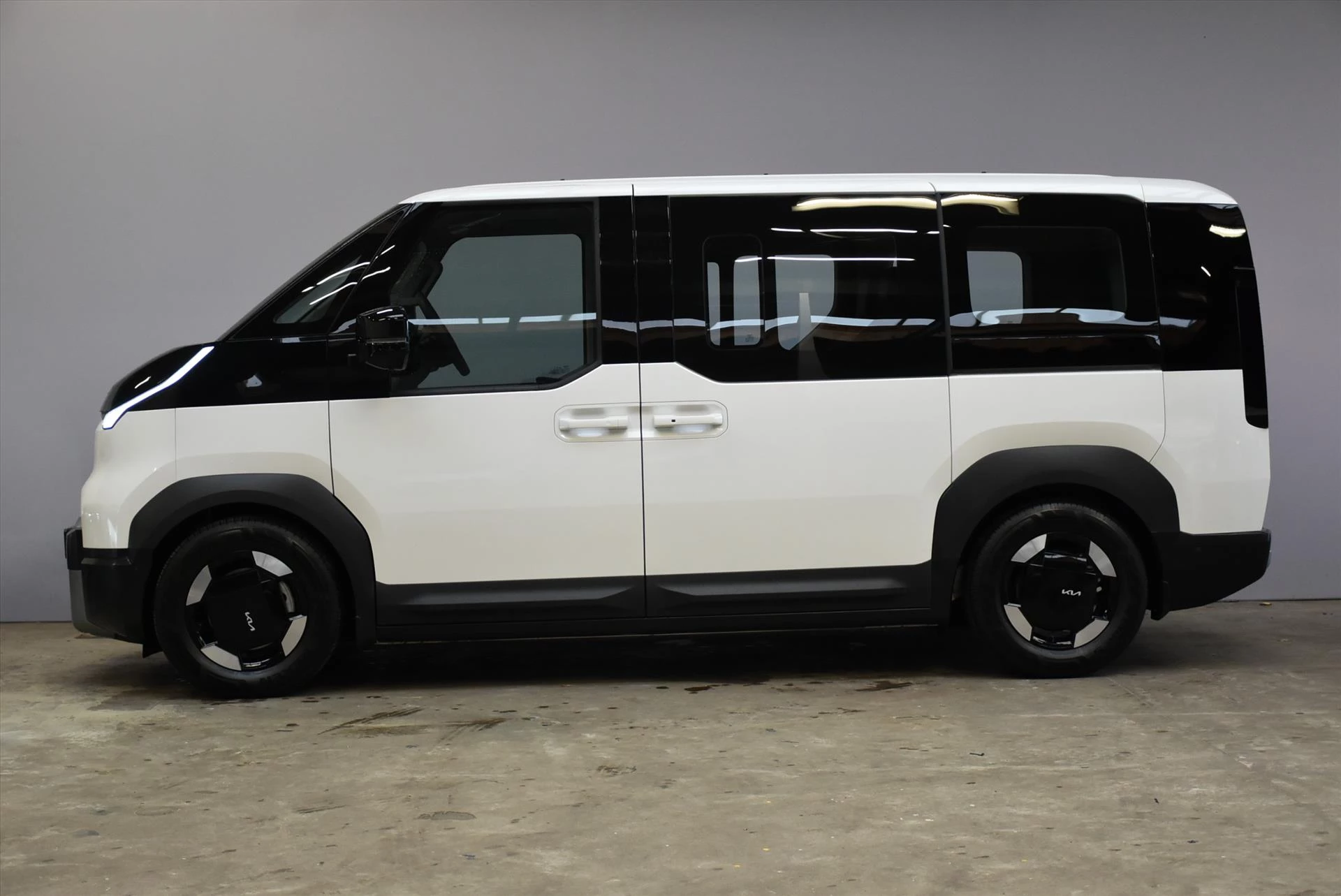 Hoofdafbeelding Kia Pv5 Passenger