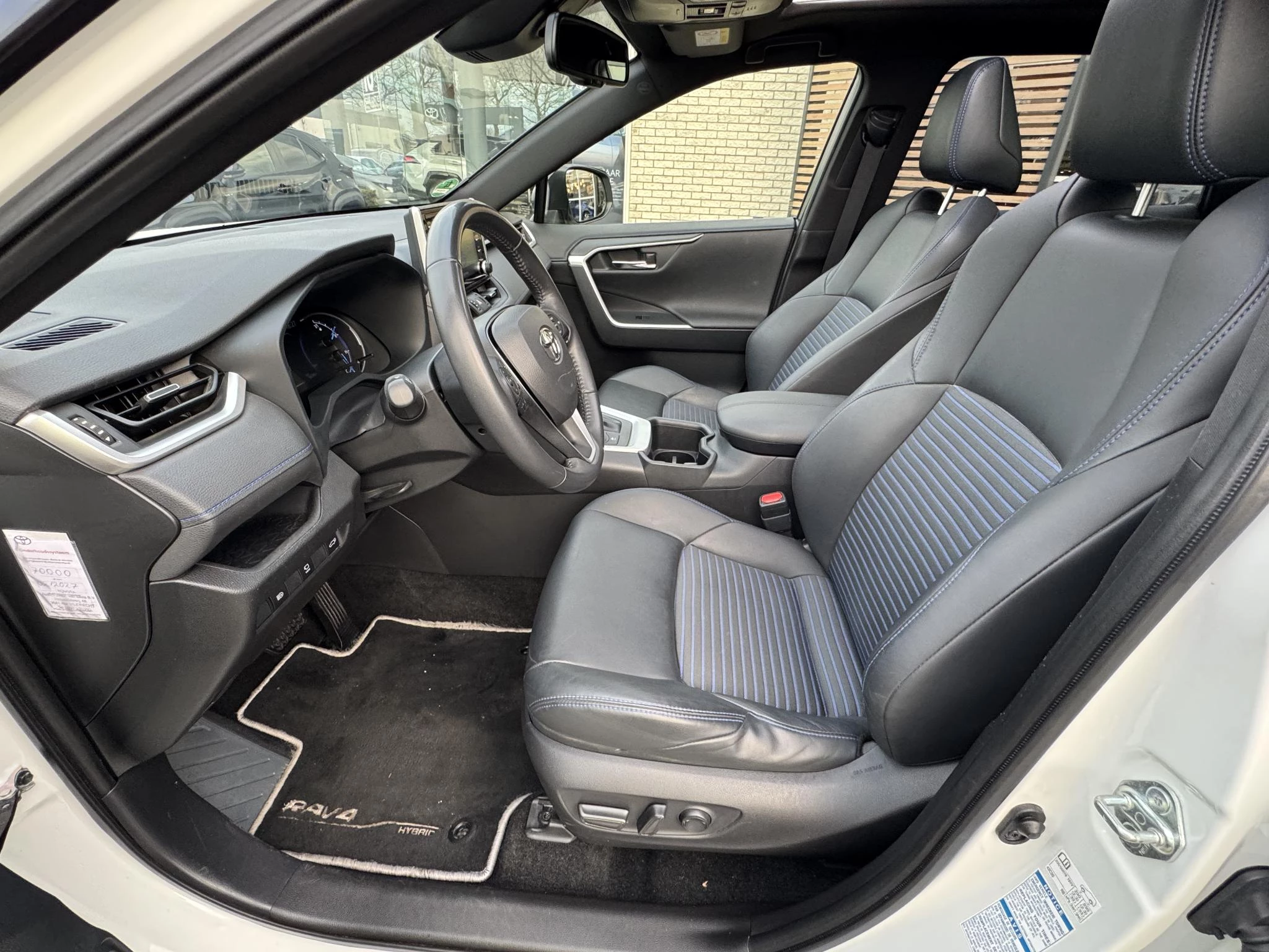 Hoofdafbeelding Toyota RAV4