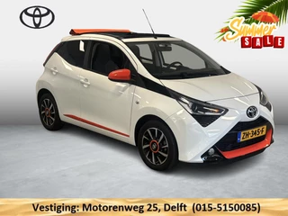 Hoofdafbeelding Toyota Aygo Toyota Aygo 1.0 VVT-i X-OTIC CABRIOLET 30.000 KM !! GARANTIE TOT 3-2029! LEDER.CARPLAY NAVI.AIRCO.LMV CAMERA !