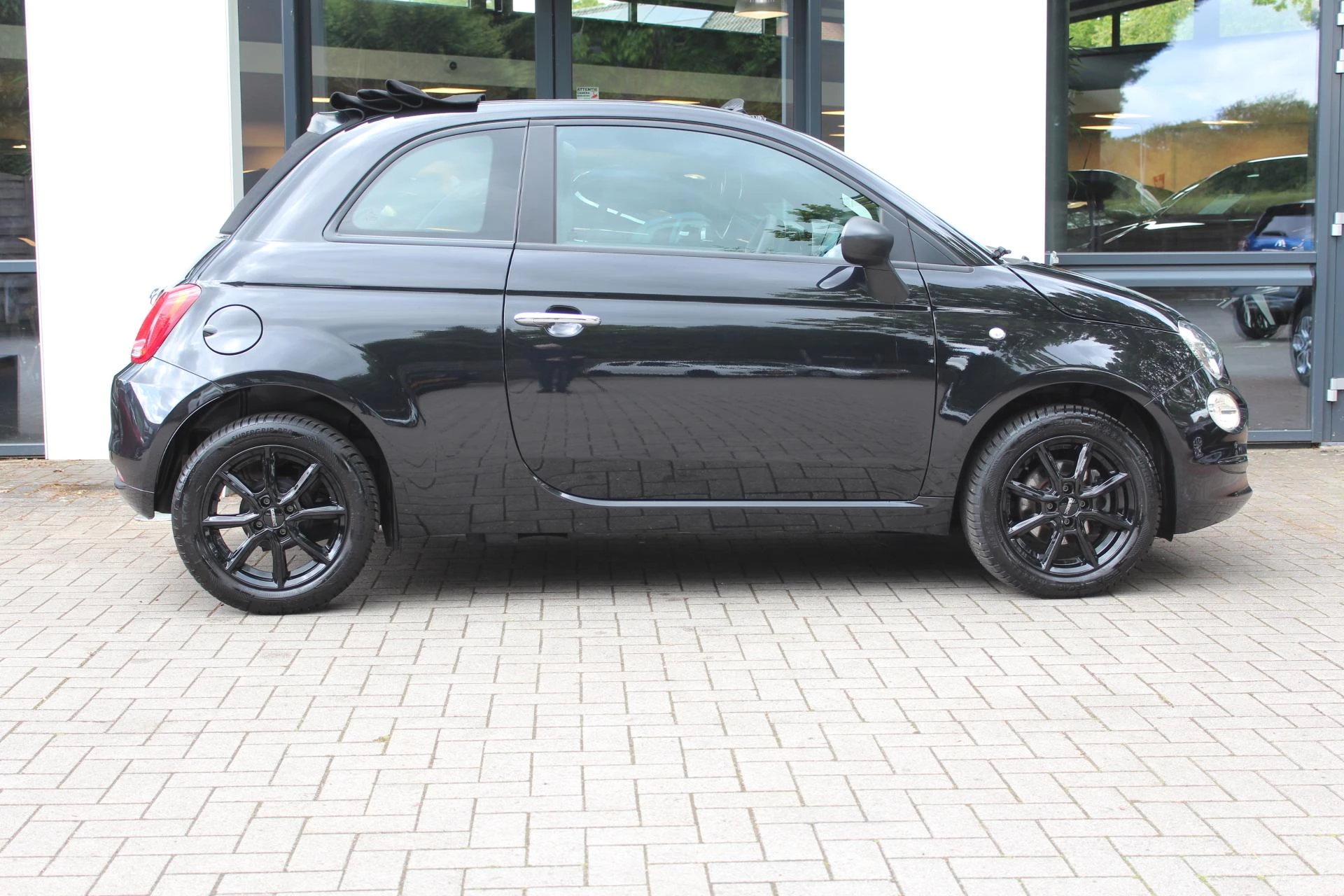 Hoofdafbeelding Fiat 500C