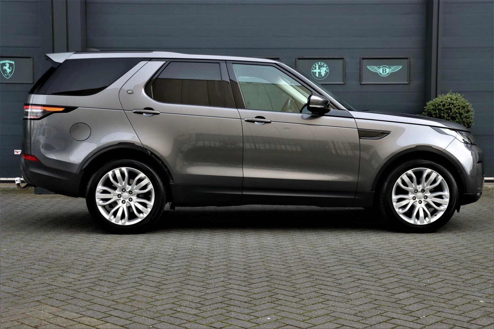 Hoofdafbeelding Land Rover Discovery