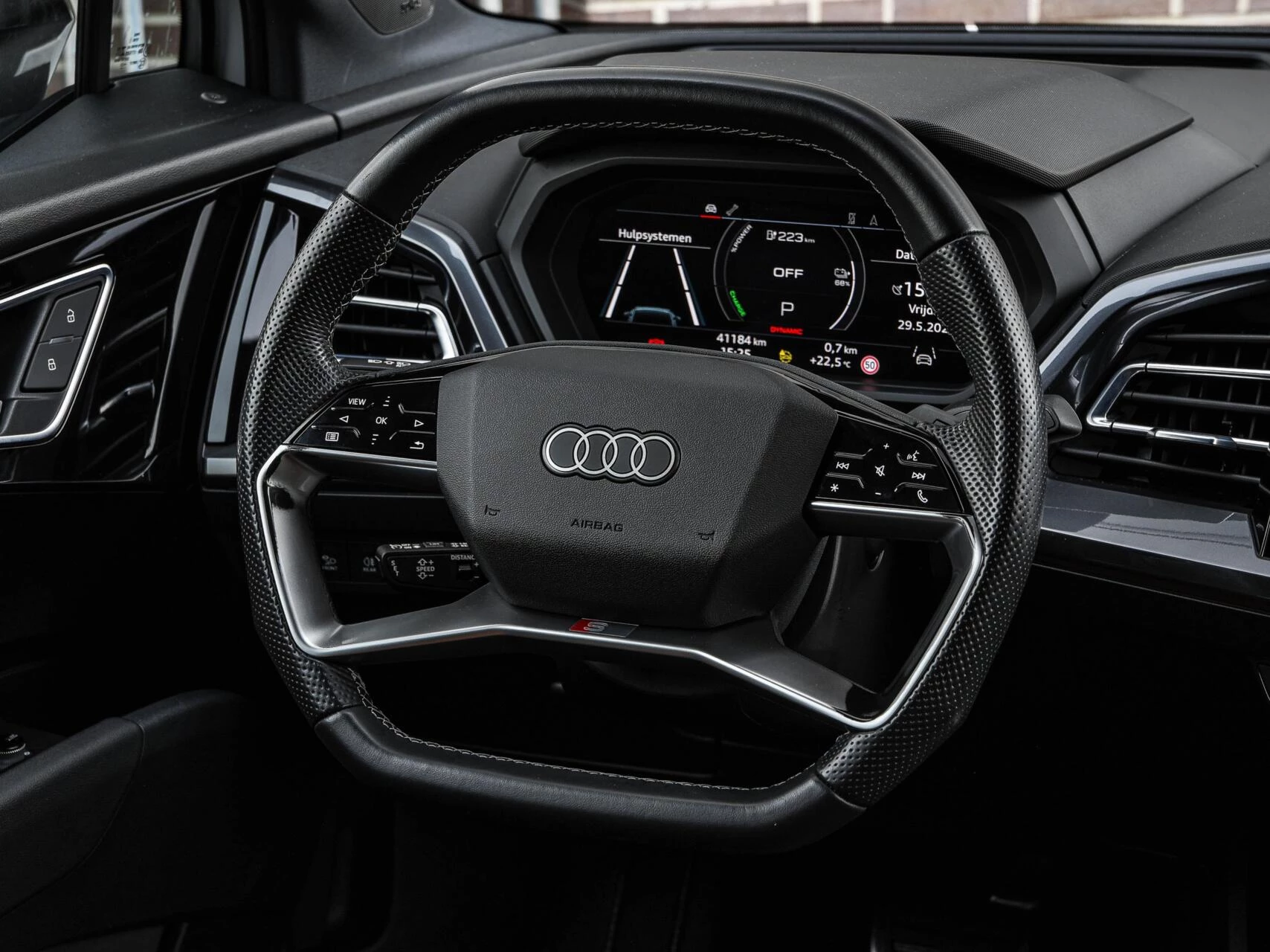 Hoofdafbeelding Audi Q4 e-tron
