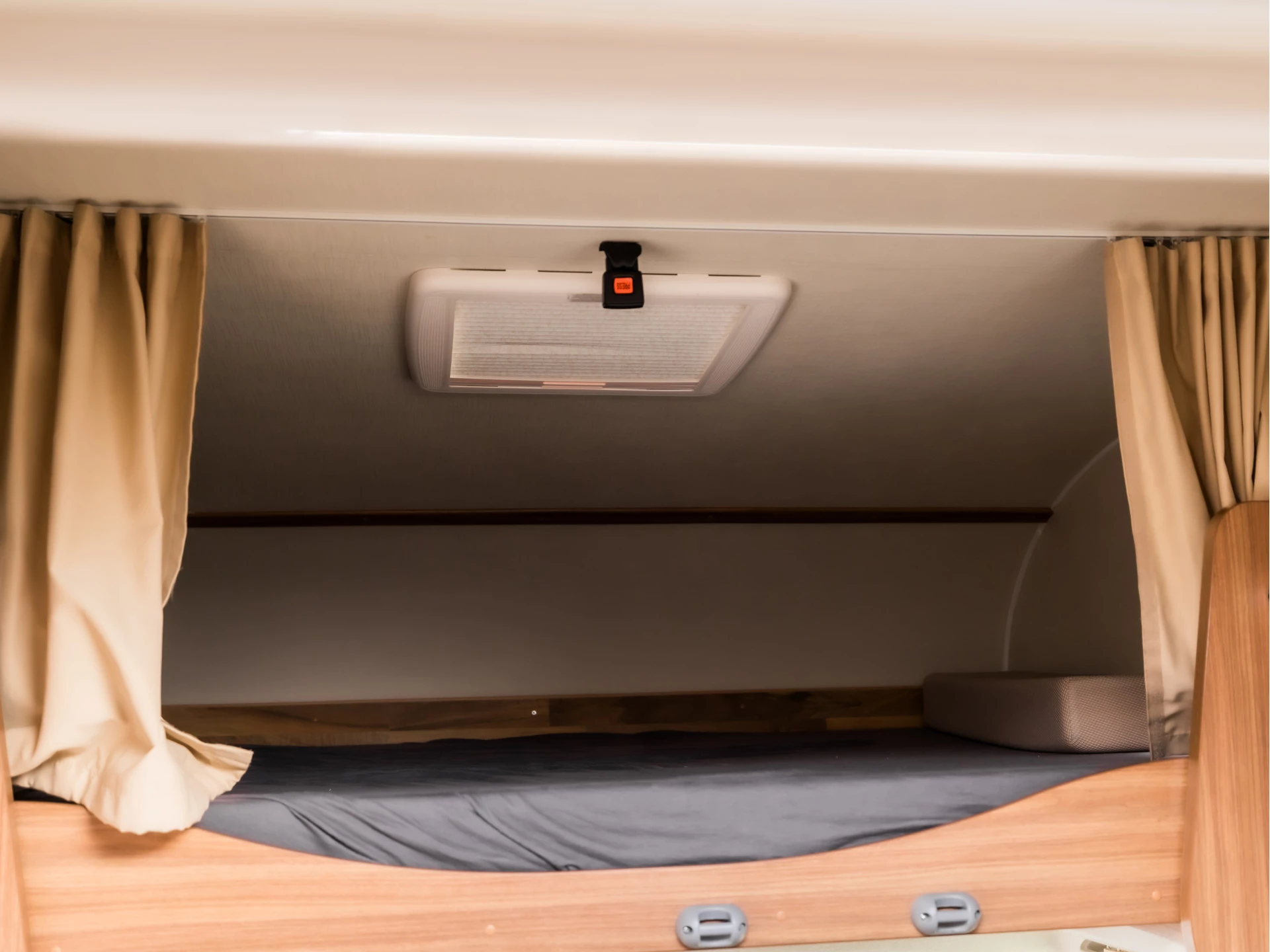 Hoofdafbeelding Carado A 464