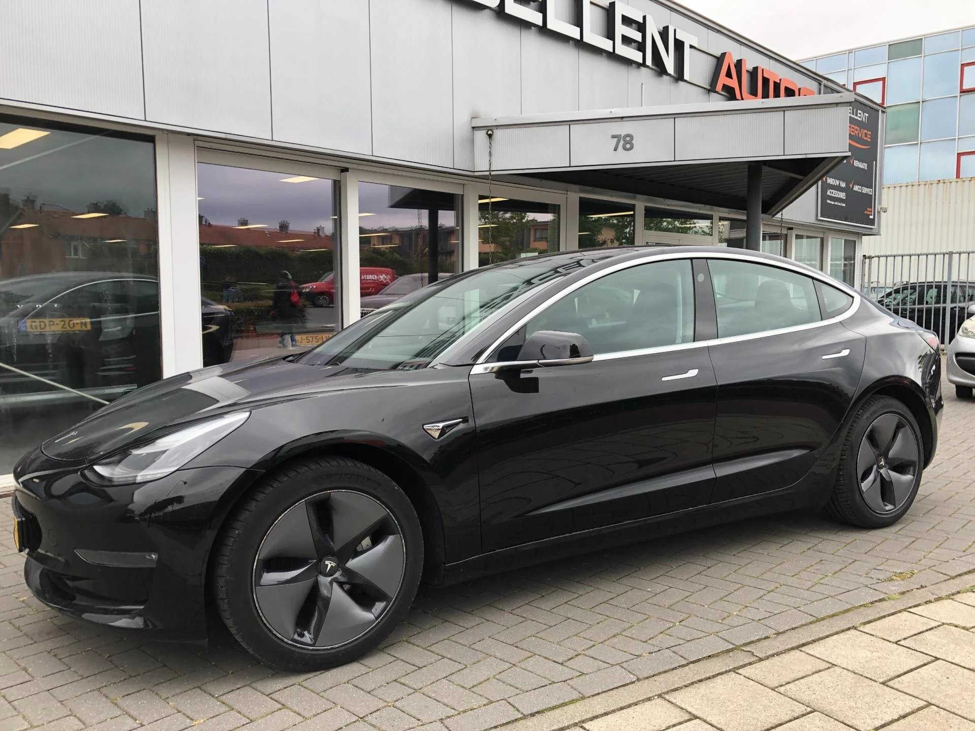 Hoofdafbeelding Tesla Model 3