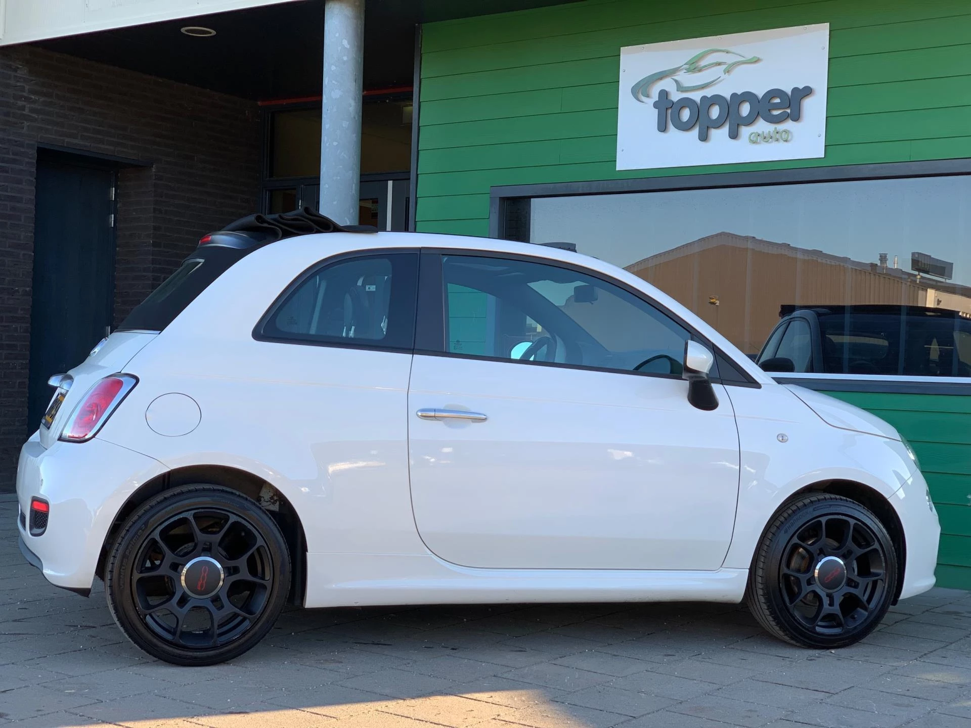 Hoofdafbeelding Fiat 500C