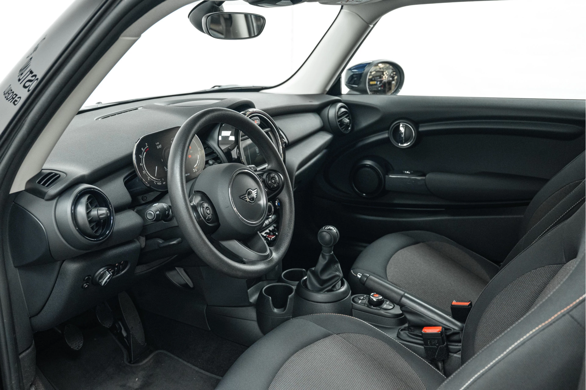 Hoofdafbeelding MINI One