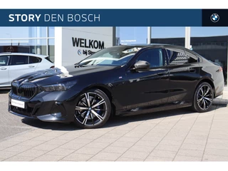 BMW 5 Serie 530e M Sport Automaat / Trekhaak / M Multifunctionele Stoelen / Bowers & Wilkins / Adaptieve LED / Stoelventilatie  / Parking Assistant Plus / Comfort Access