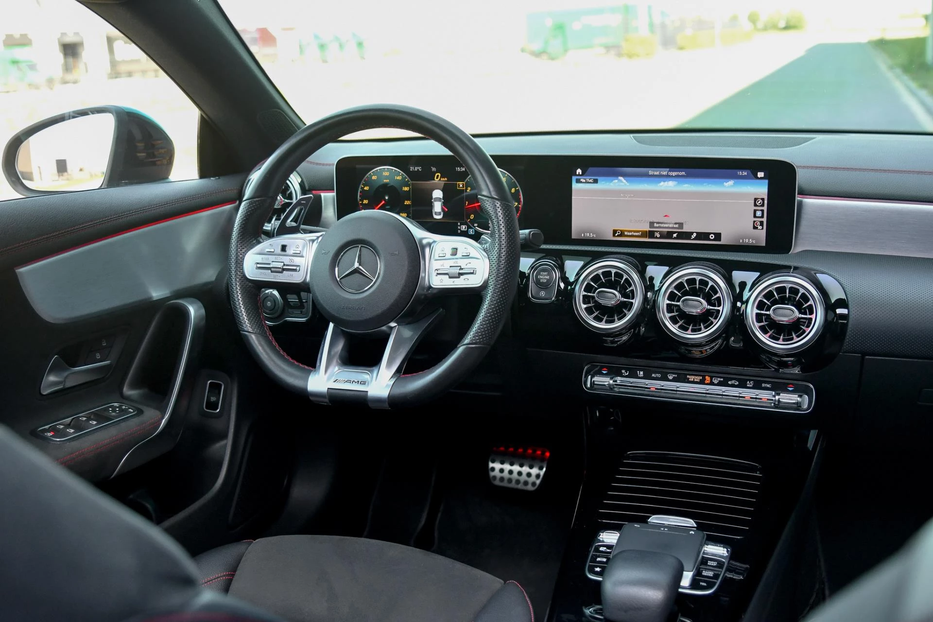 Hoofdafbeelding Mercedes-Benz CLA