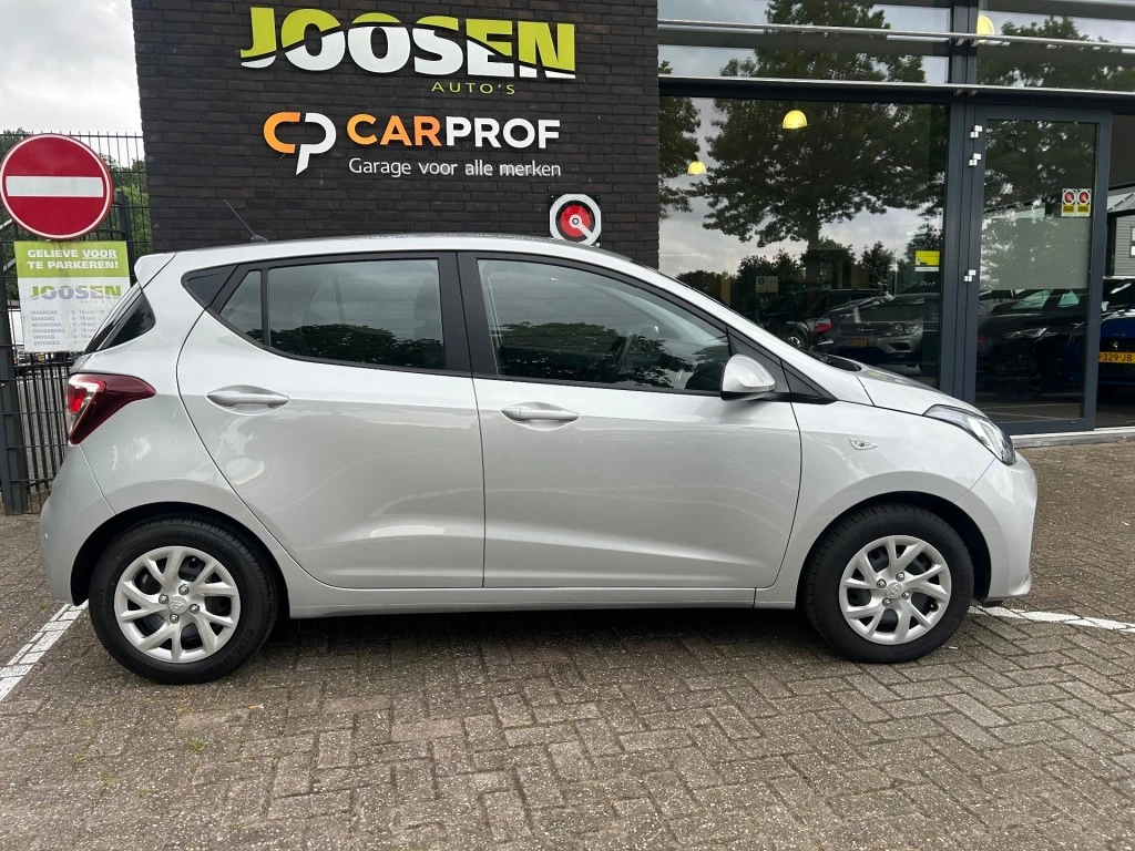 Hoofdafbeelding Hyundai i10