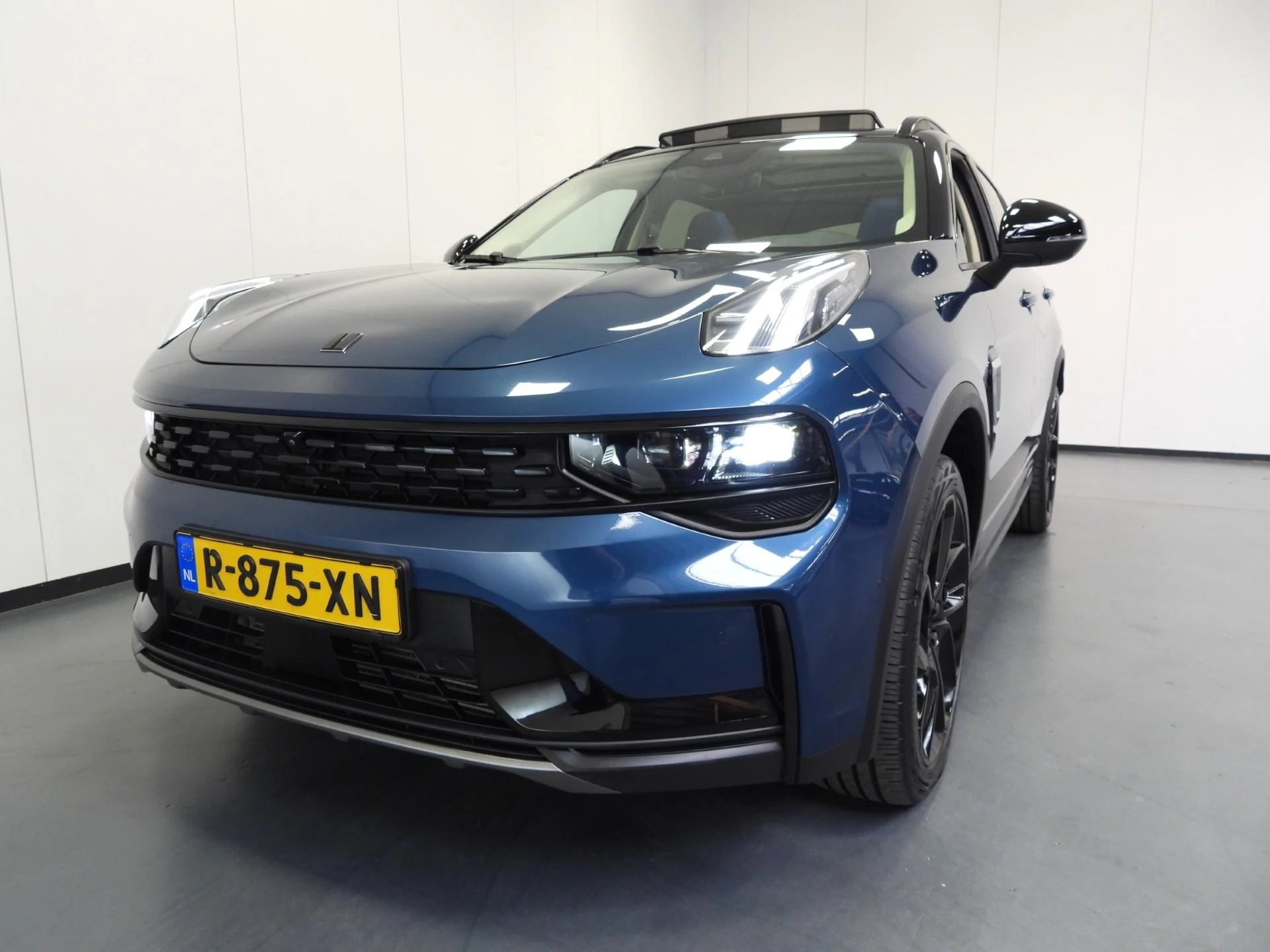 Hoofdafbeelding Lynk & Co 01