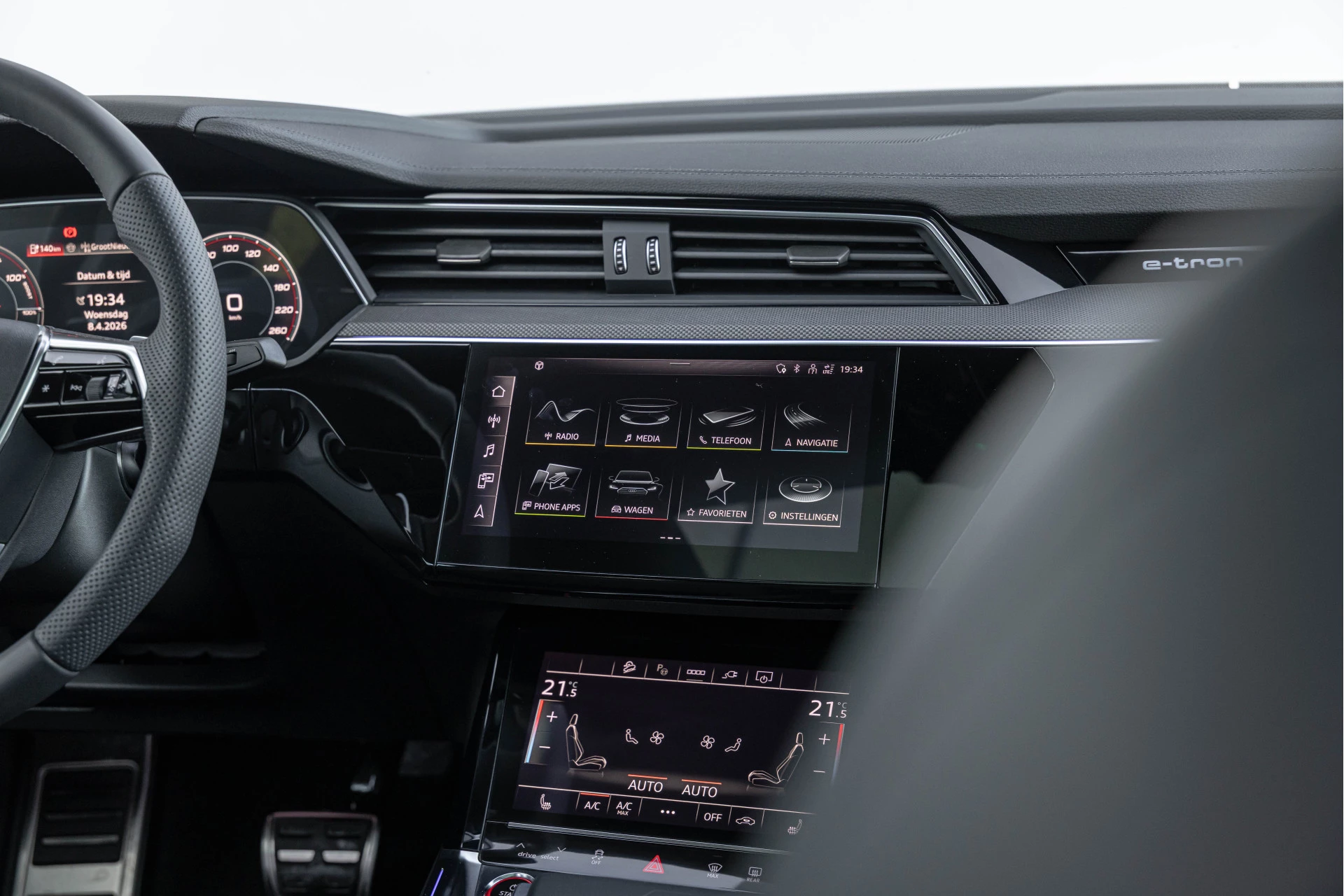 Hoofdafbeelding Audi Q8 Sportback e-tron