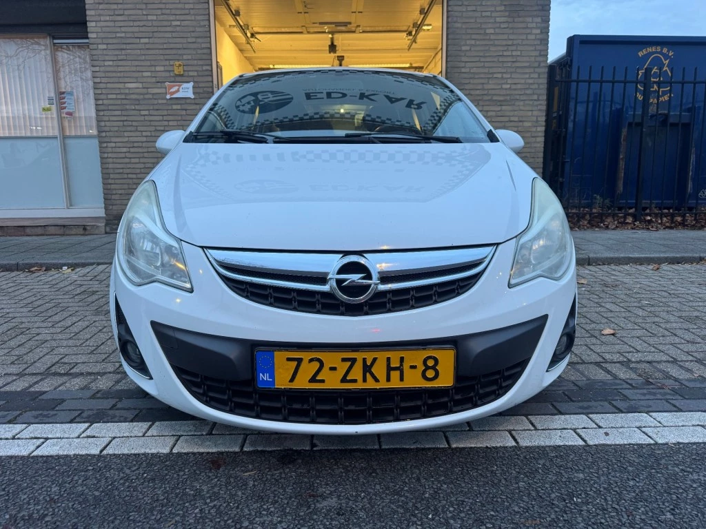 Hoofdafbeelding Opel Corsa