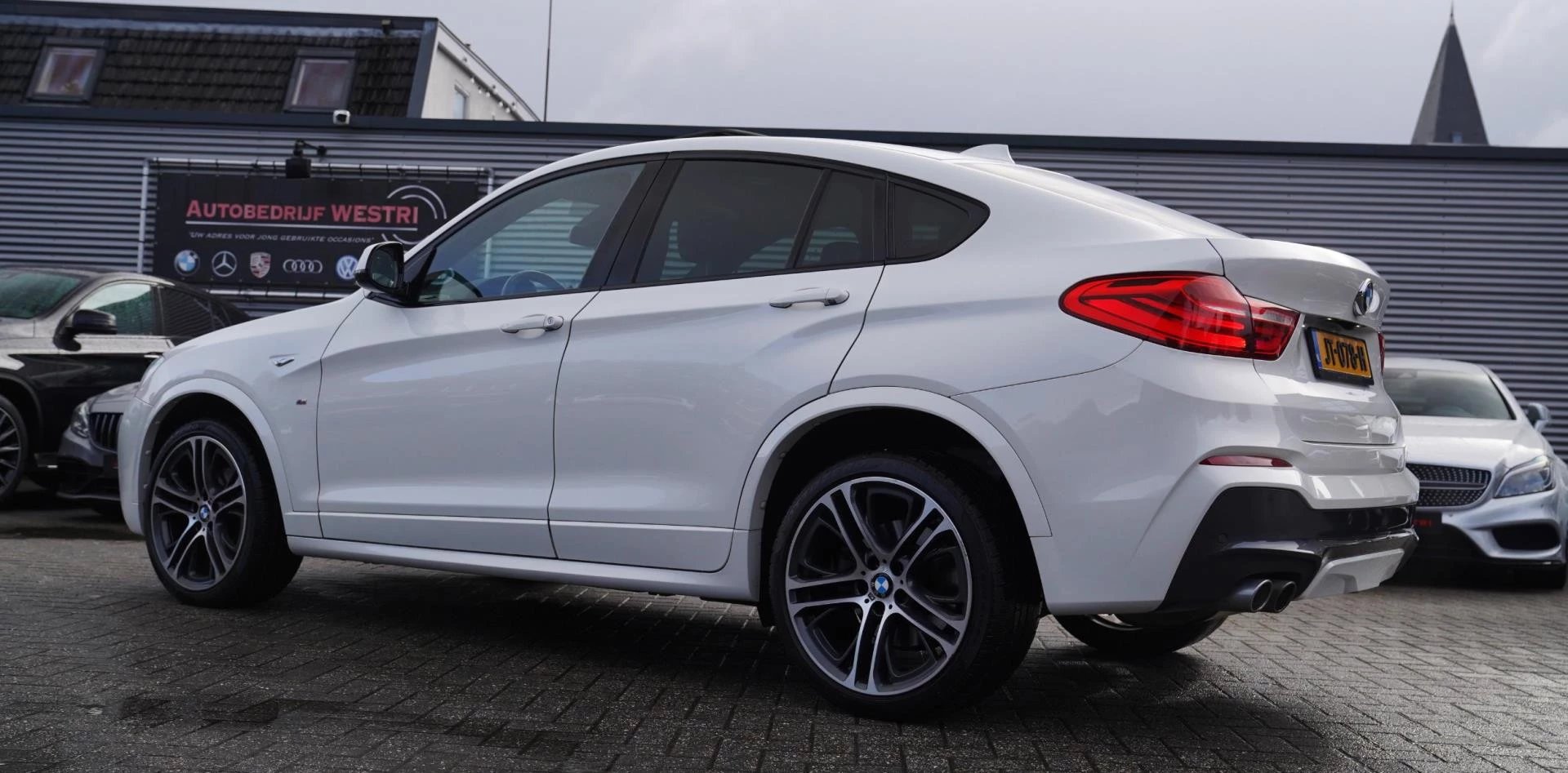 Hoofdafbeelding BMW X4