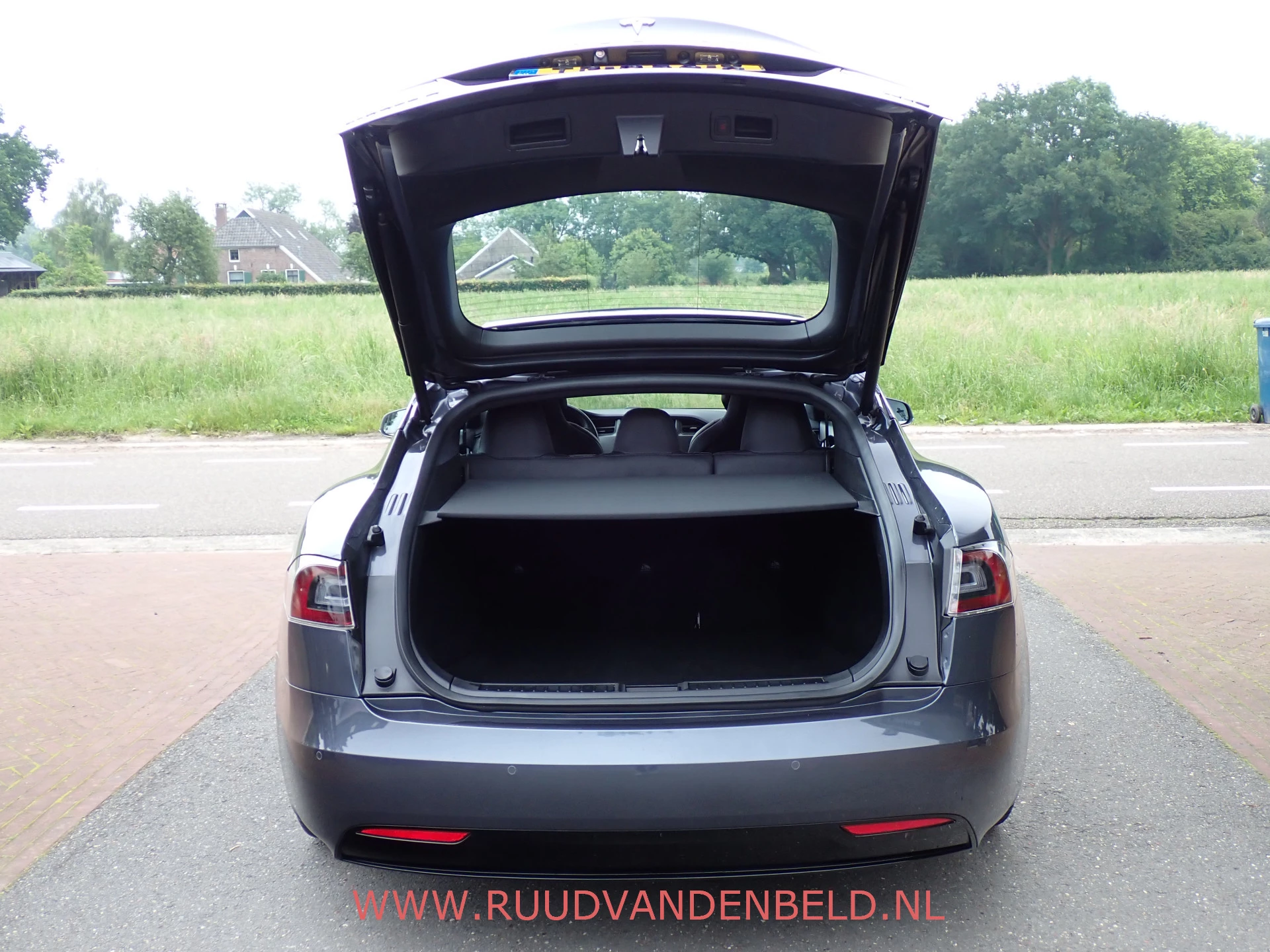 Hoofdafbeelding Tesla Model S
