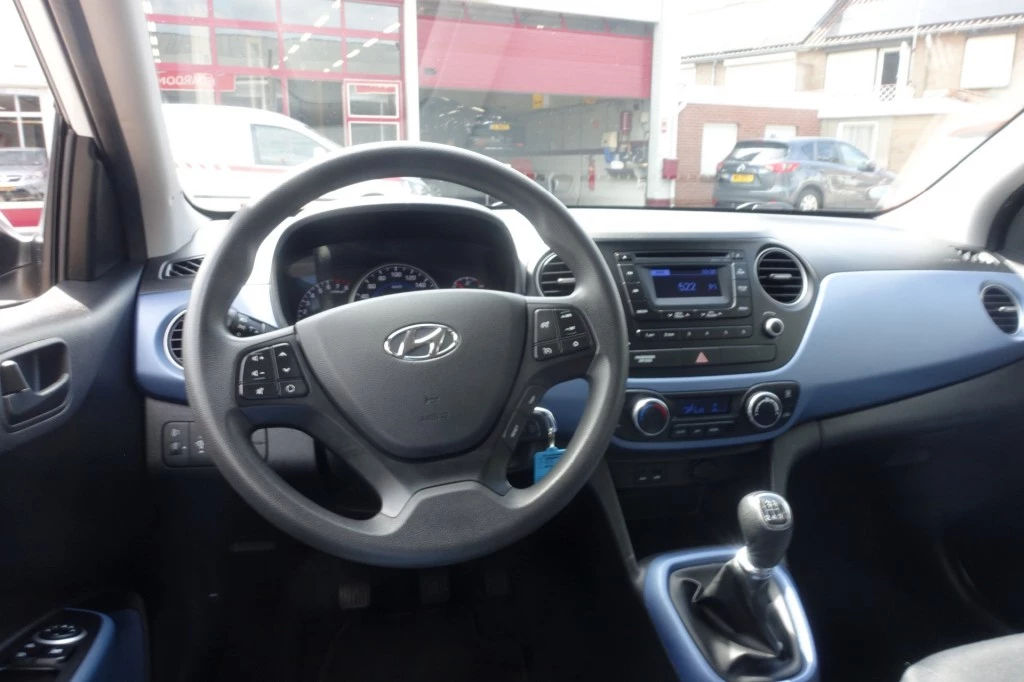Hoofdafbeelding Hyundai i10