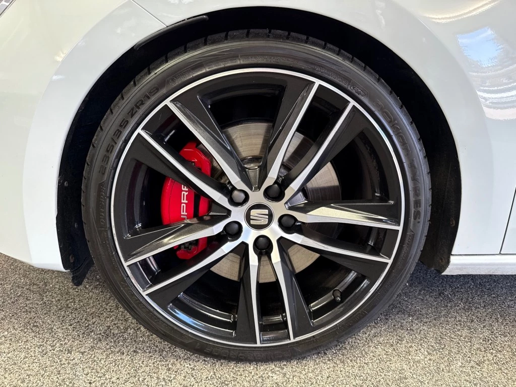 Hoofdafbeelding SEAT Leon