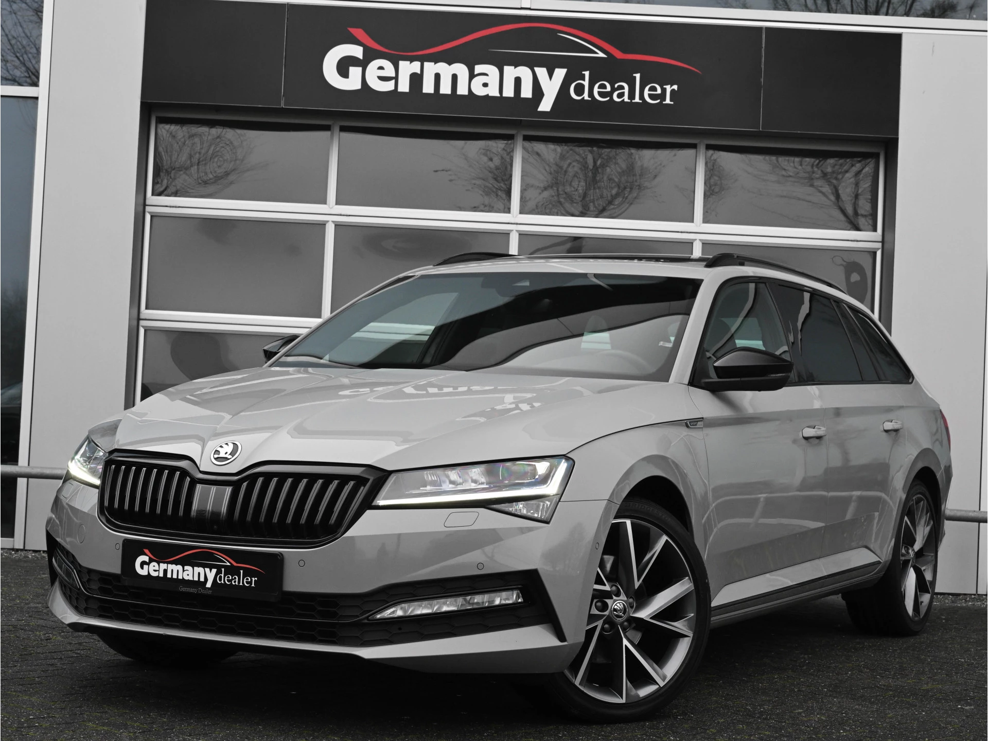 Hoofdafbeelding Škoda Superb