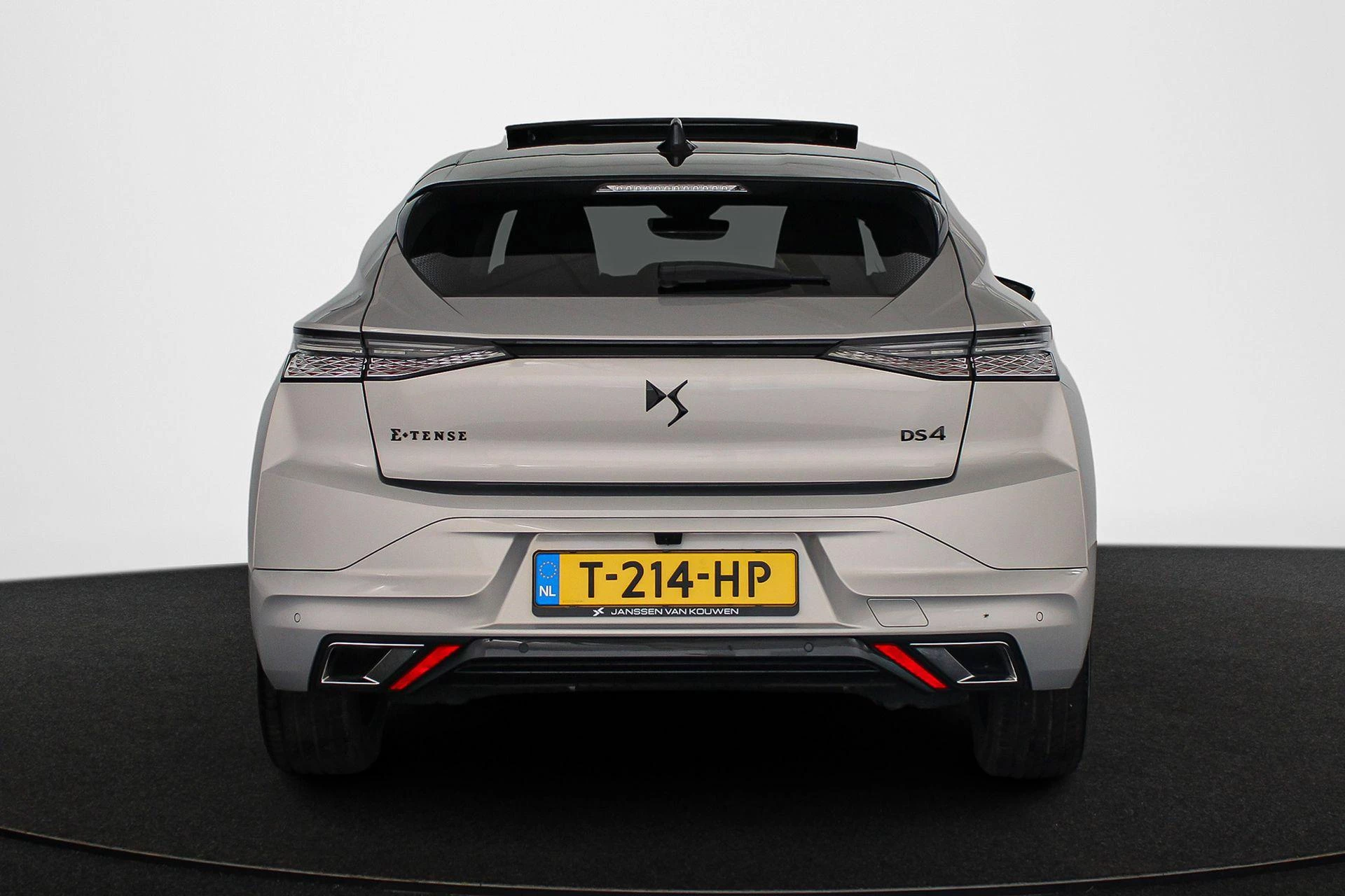Hoofdafbeelding DS DS 4
