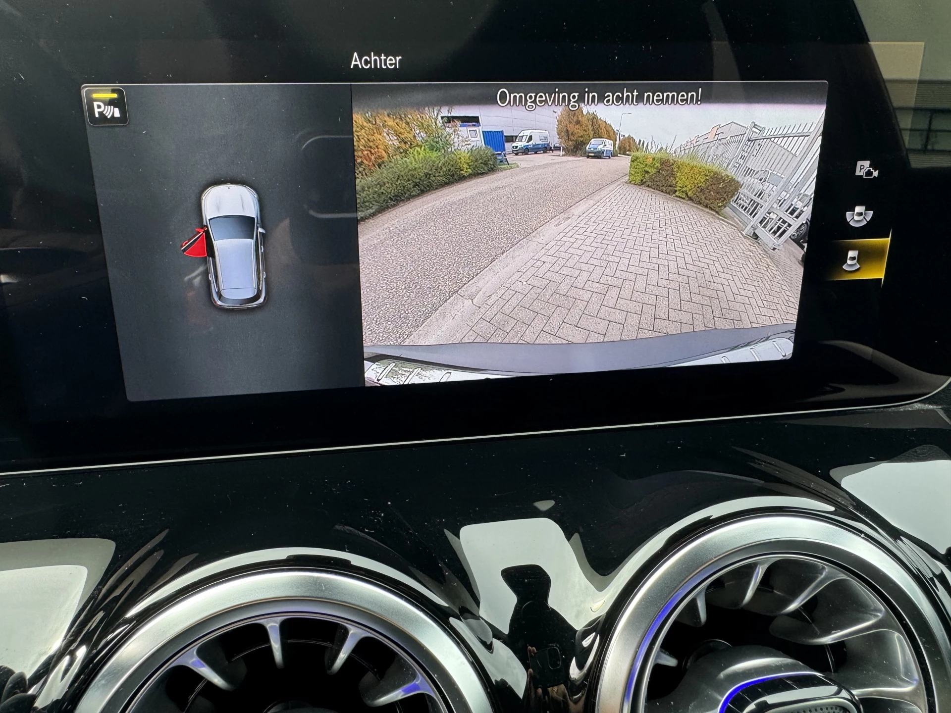 Hoofdafbeelding Mercedes-Benz EQA