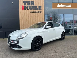 Hoofdafbeelding Alfa Romeo Giulietta Alfa Romeo Giulietta 1.4 T Distinctive / leder / cruise