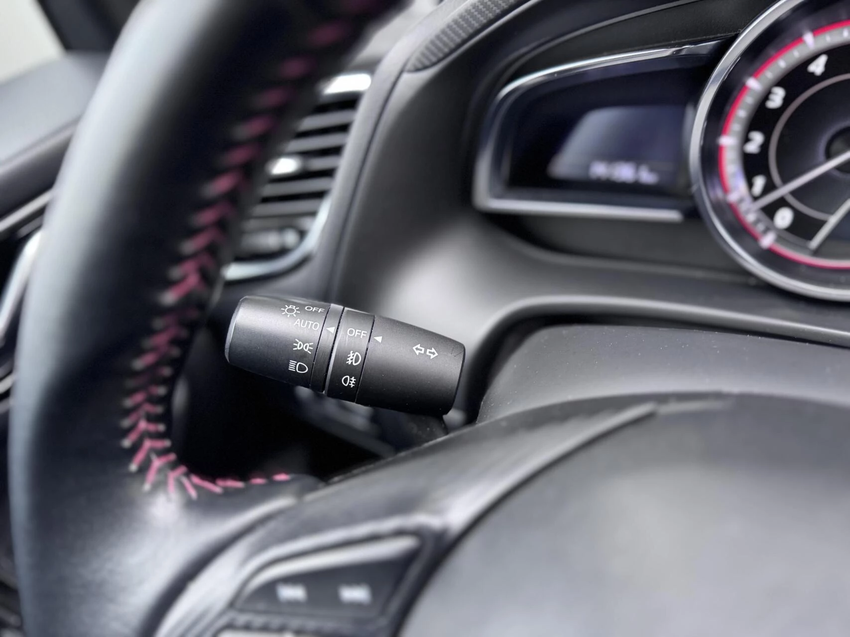 Hoofdafbeelding Mazda 3