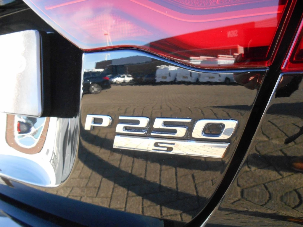 Hoofdafbeelding Jaguar XE