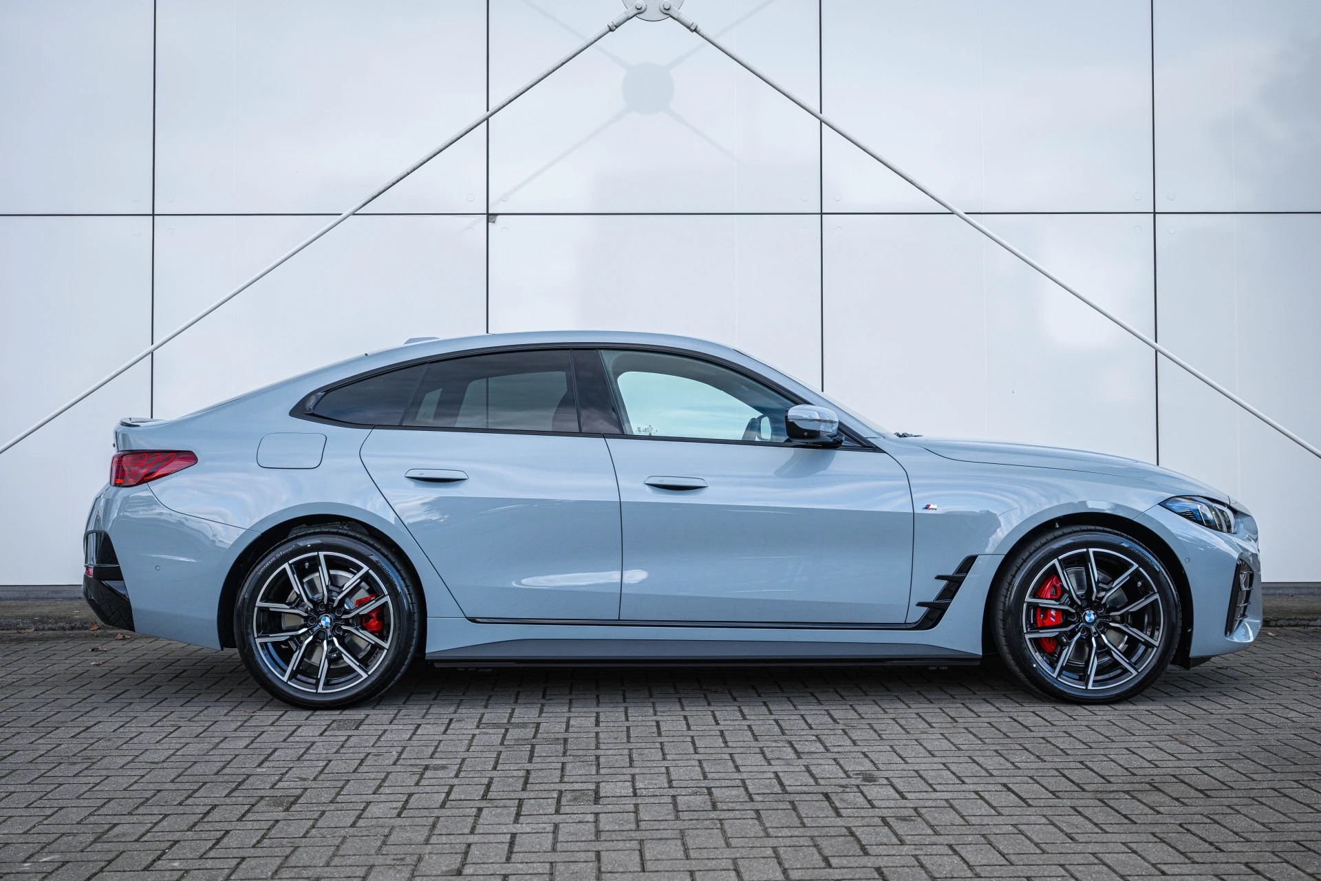 Hoofdafbeelding BMW i4