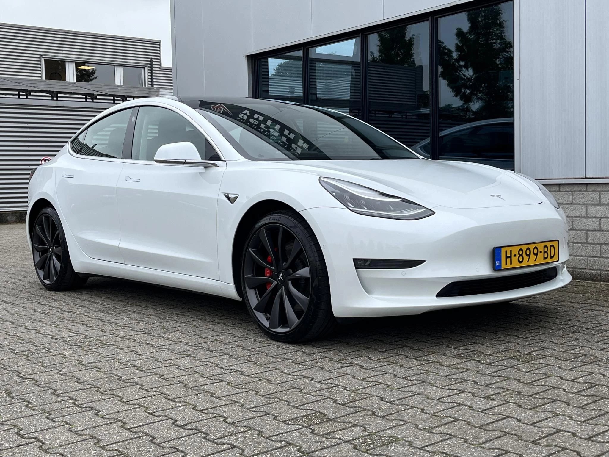 Hoofdafbeelding Tesla Model 3