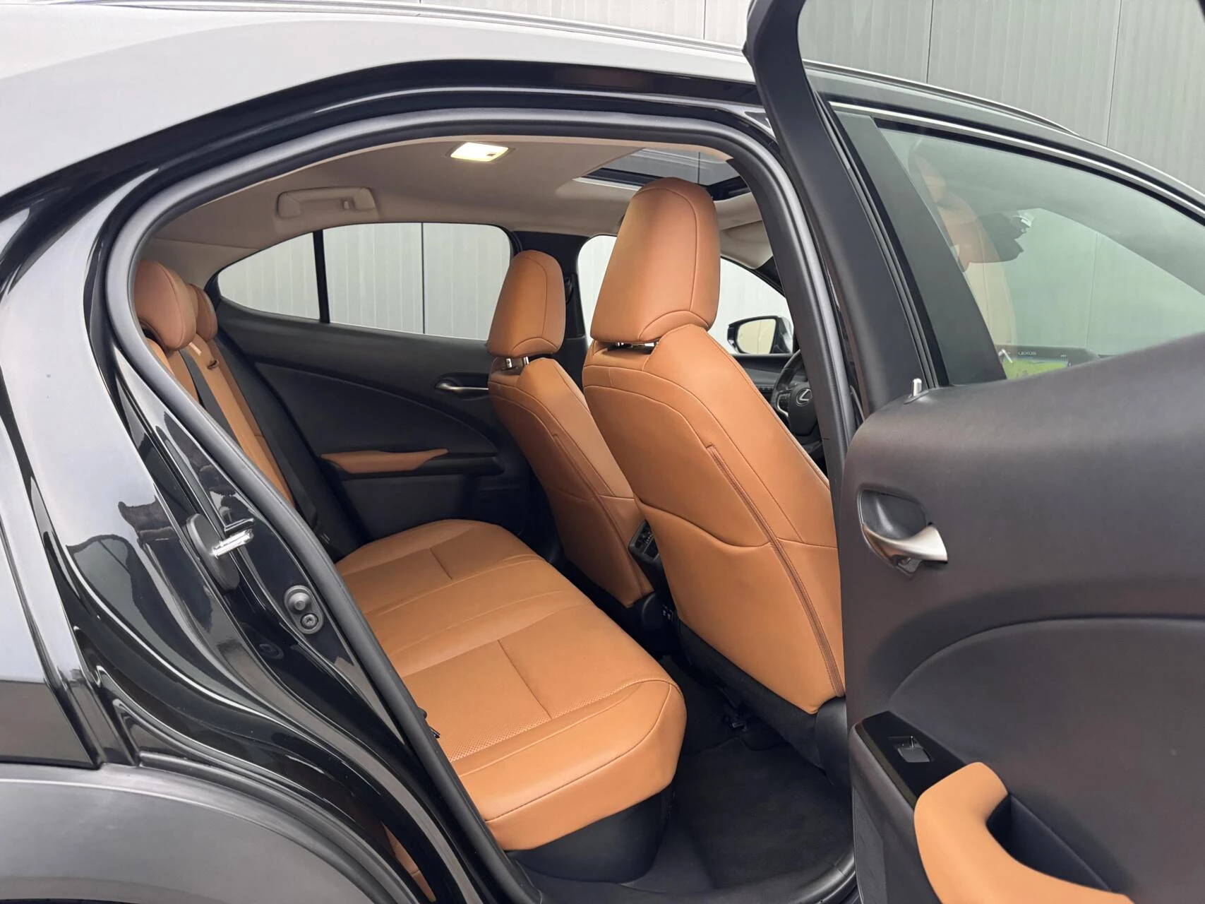 Hoofdafbeelding Lexus UX