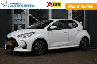 Toyota Yaris 1.5 HYBRID TEAM D, Dode Hoek Monitor, PDC Rondom, LED Verlichting, etc.