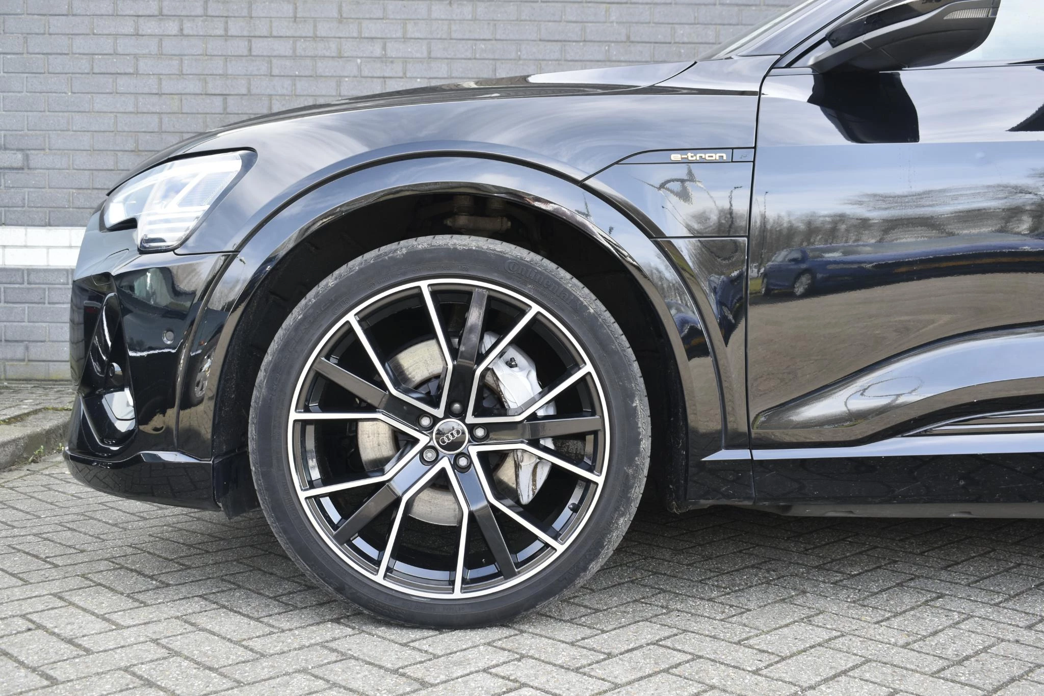 Hoofdafbeelding Audi e-tron