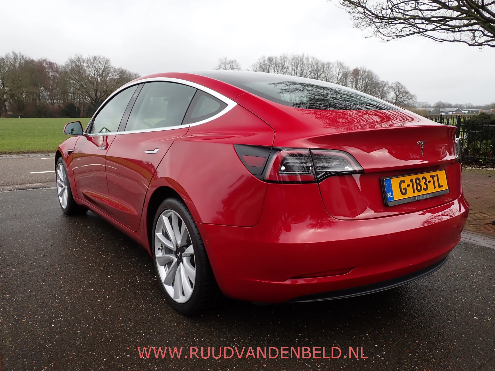 Hoofdafbeelding Tesla Model 3