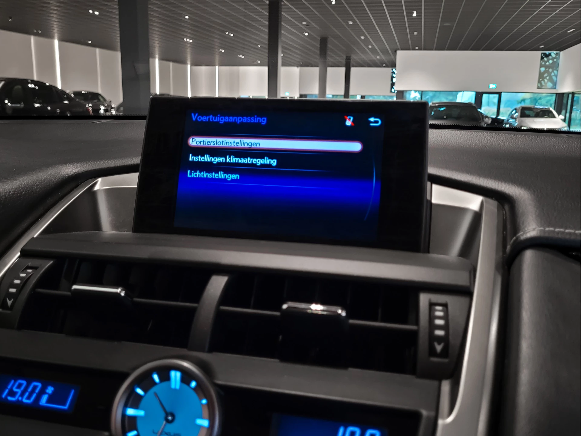 Hoofdafbeelding Lexus NX