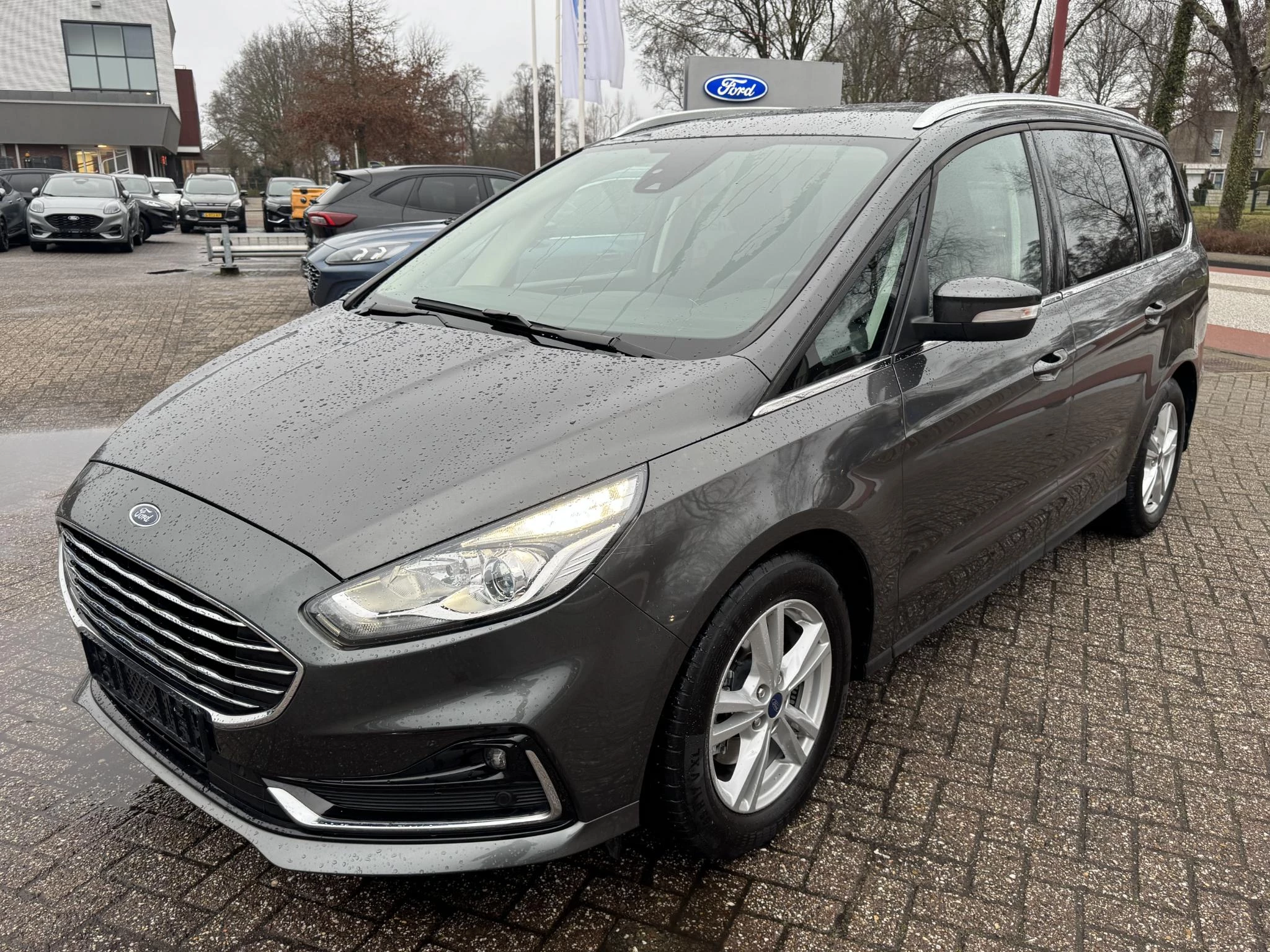 Hoofdafbeelding Ford Galaxy