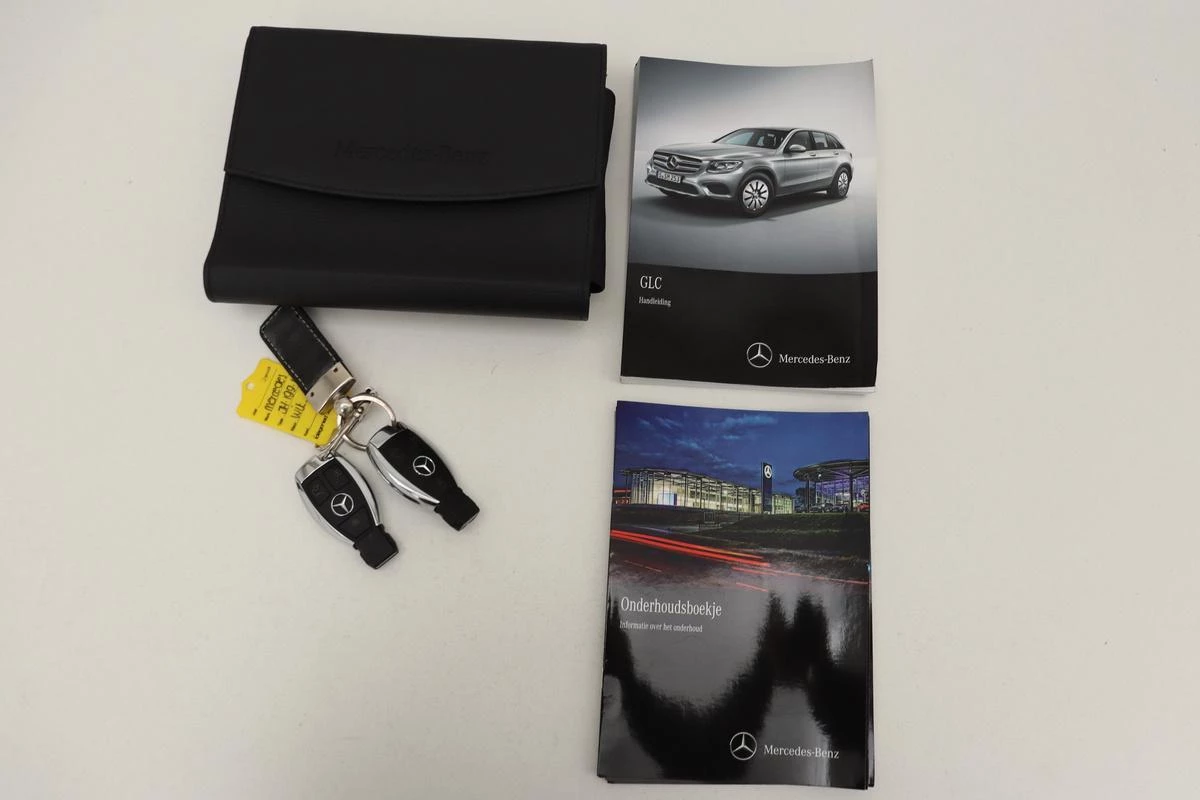 Hoofdafbeelding Mercedes-Benz GLC